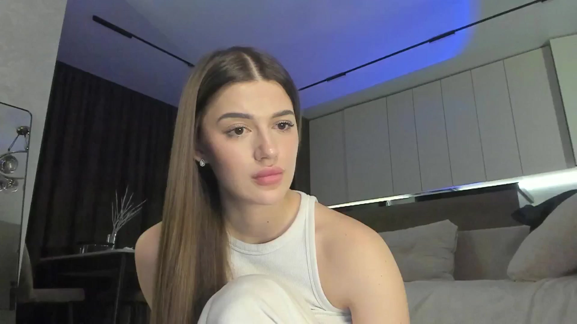 Gallery image thumbnail from Sonyx's myfreecams stream on, 03/07/2025, 17:31 image 17 of 20
