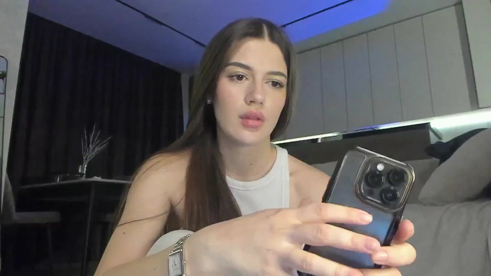 Gallery image thumbnail from Sonyx's myfreecams stream on, 03/07/2025, 17:31 image 5 of 20