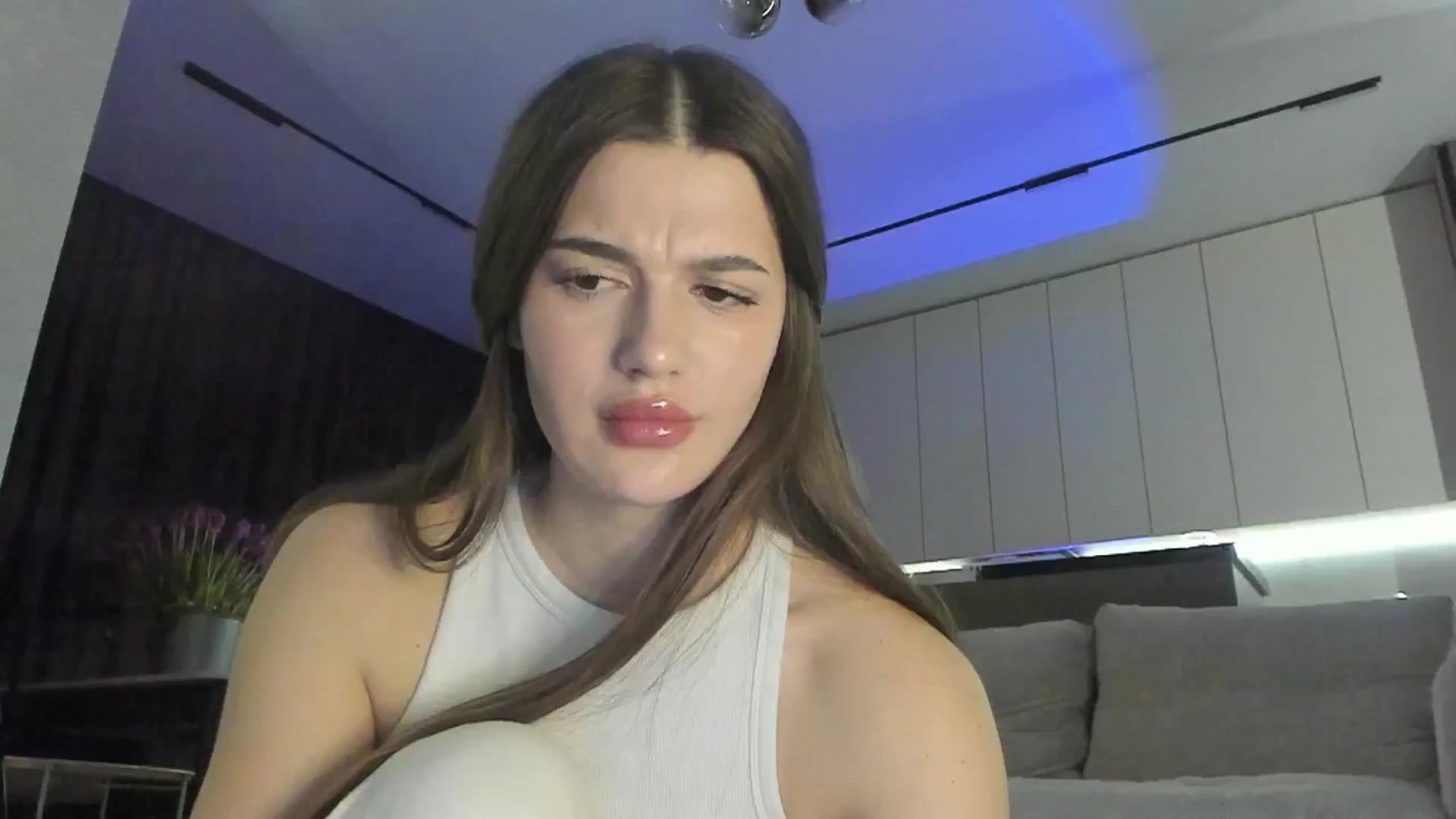 Gallery image thumbnail from Sonyx's myfreecams stream on, 03/12/2025, 18:25 image 8 of 20