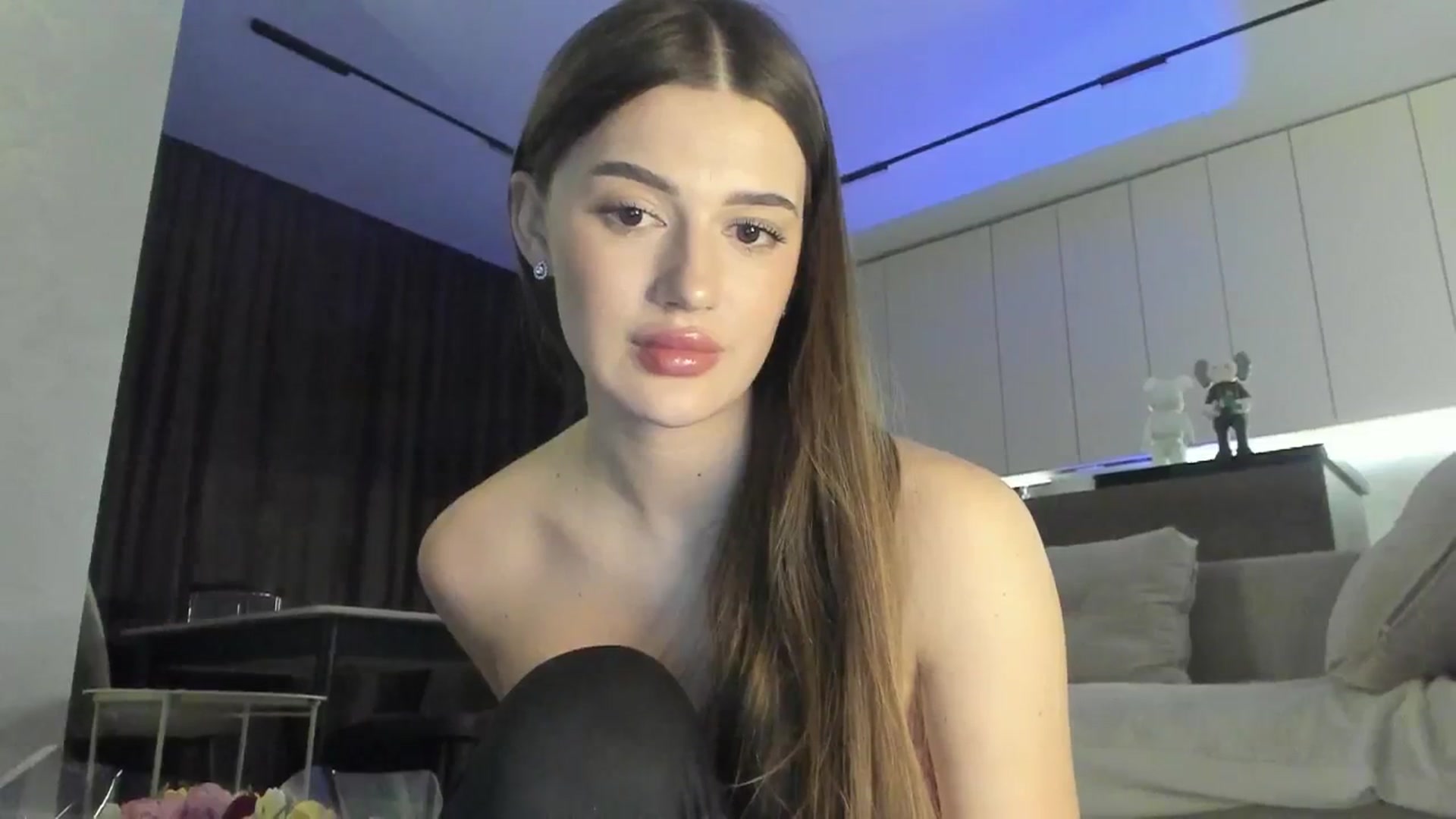 Gallery image thumbnail from Sonyx's myfreecams stream on, 03/16/2025, 18:18 image 15 of 20