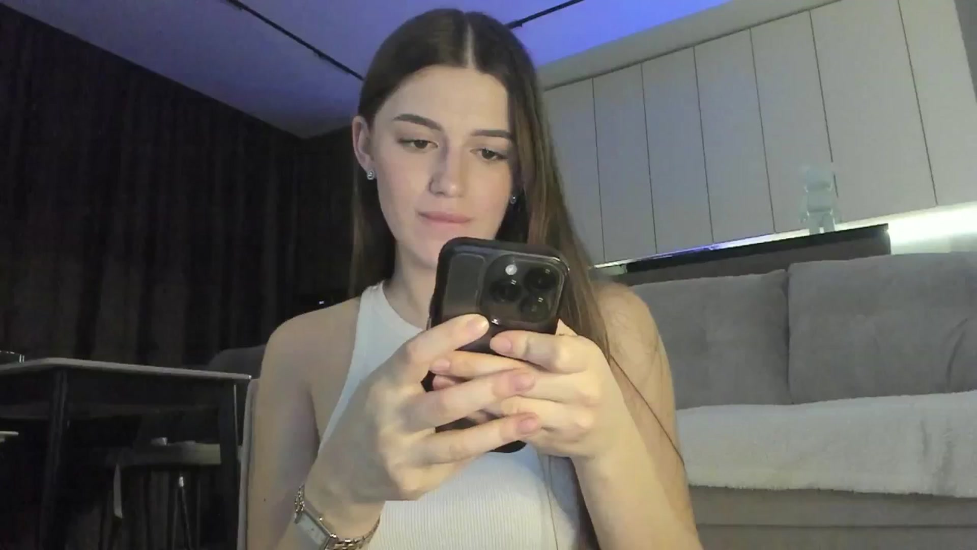 Gallery image thumbnail from Sonyx's myfreecams stream on, 03/18/2025, 18:31 image 2 of 20