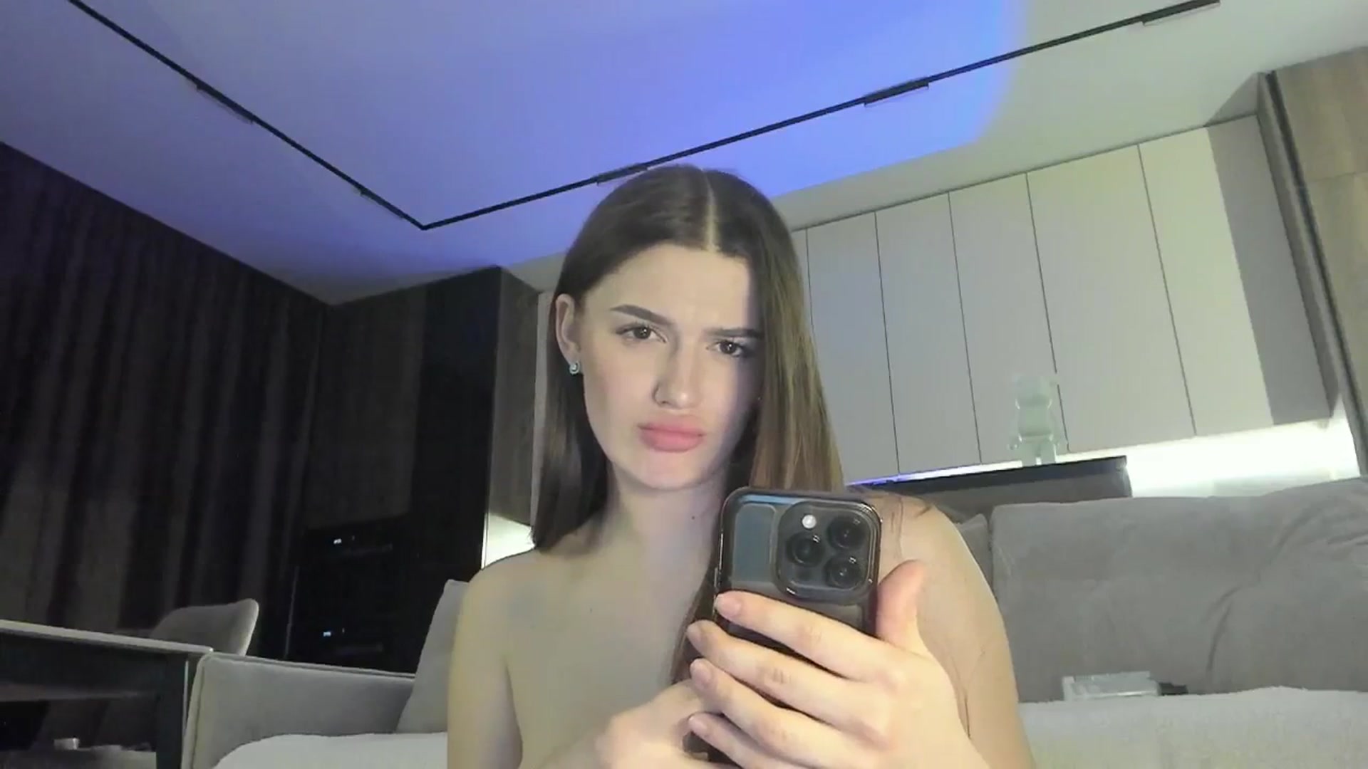 Gallery image thumbnail from Sonyx's myfreecams stream on, 03/18/2025, 18:31 image 17 of 20