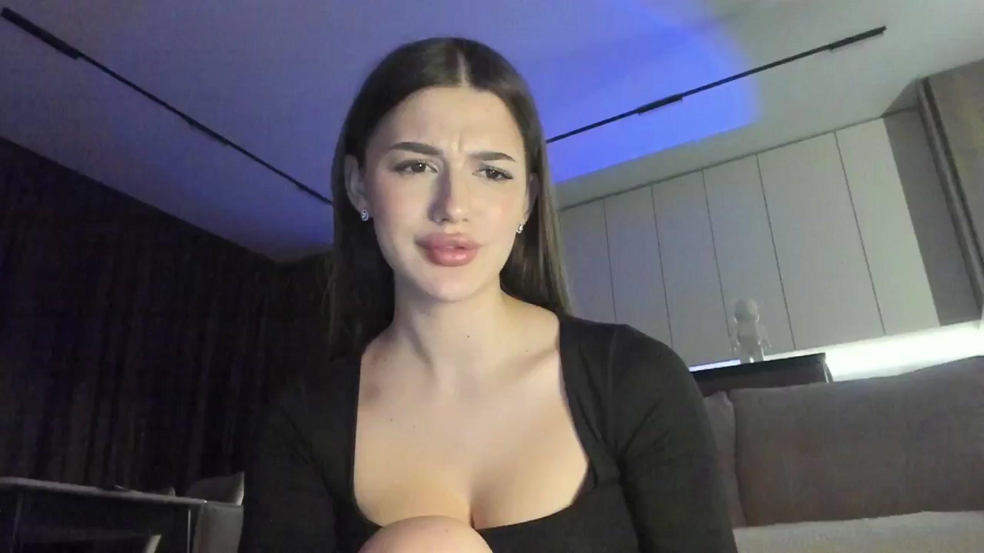 Gallery image thumbnail from Sonyx's myfreecams stream on, 03/21/2025, 18:59 image 3 of 20