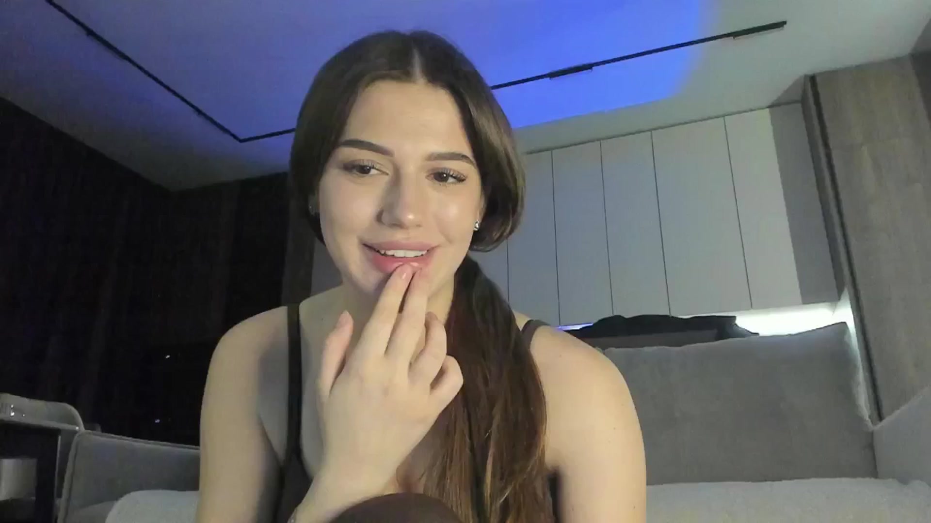 Gallery image thumbnail from Sonyx's myfreecams stream on, 04/03/2025, 17:41 image 5 of 20