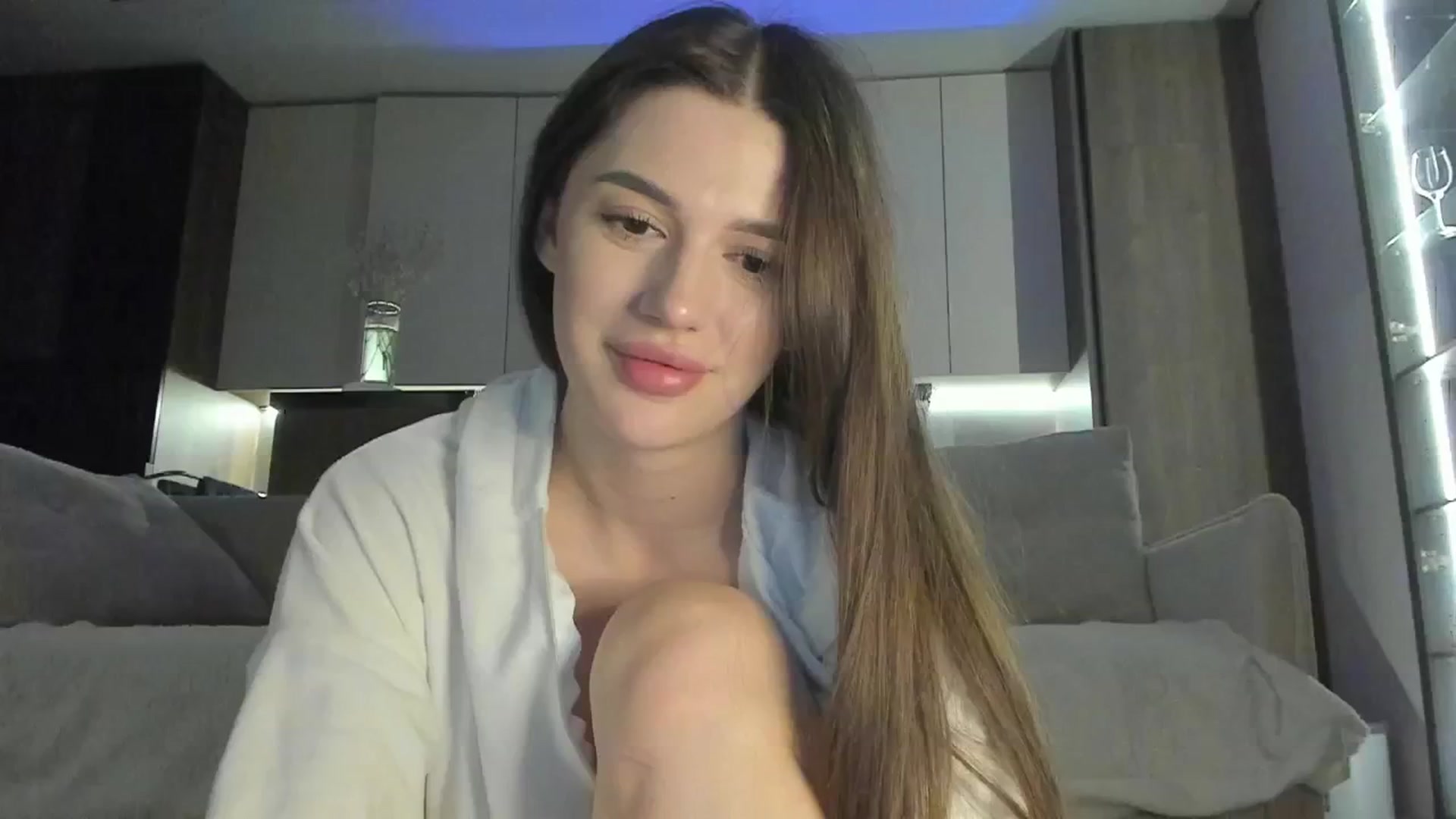 Gallery image thumbnail from Sonyx's myfreecams stream on, 04/28/2025, 17:33 image 17 of 20