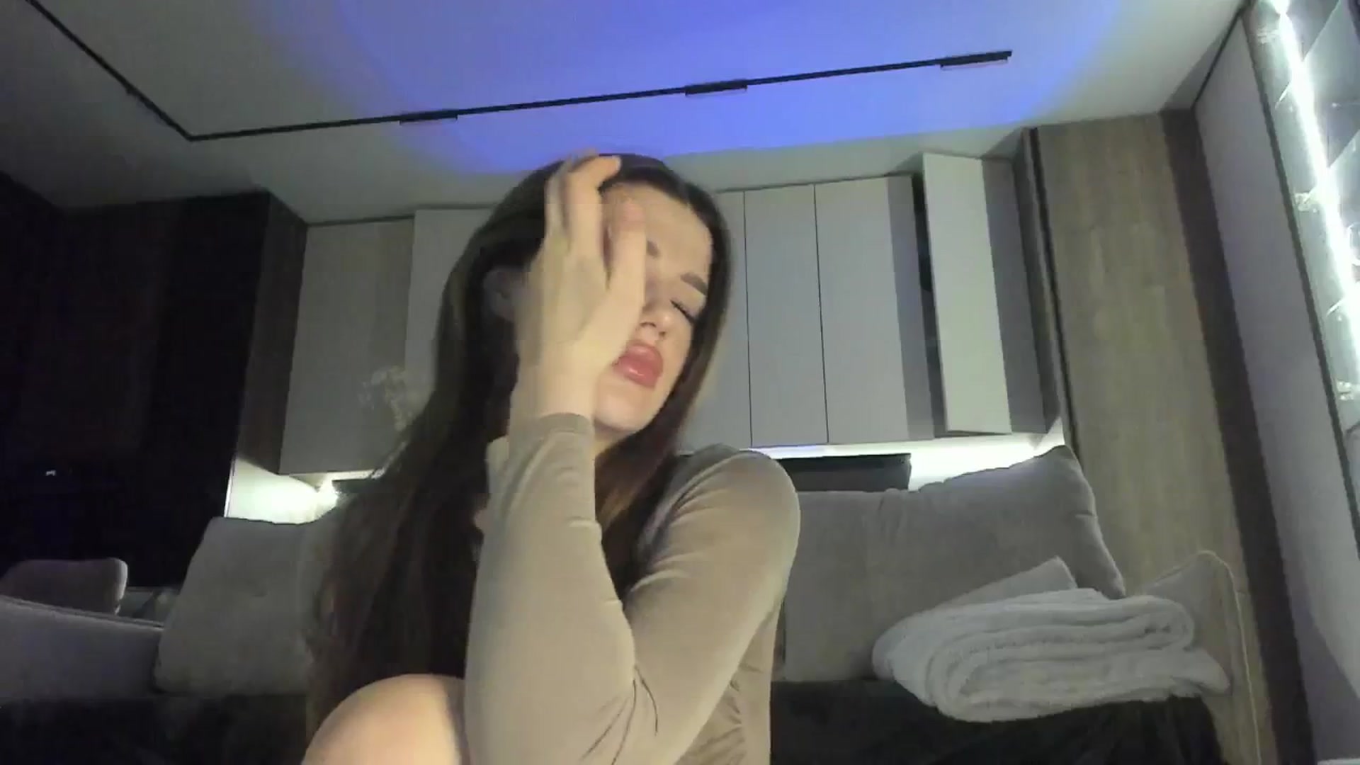 Gallery image thumbnail from Sonyx's myfreecams stream on, 05/04/2025, 17:40 image 15 of 20