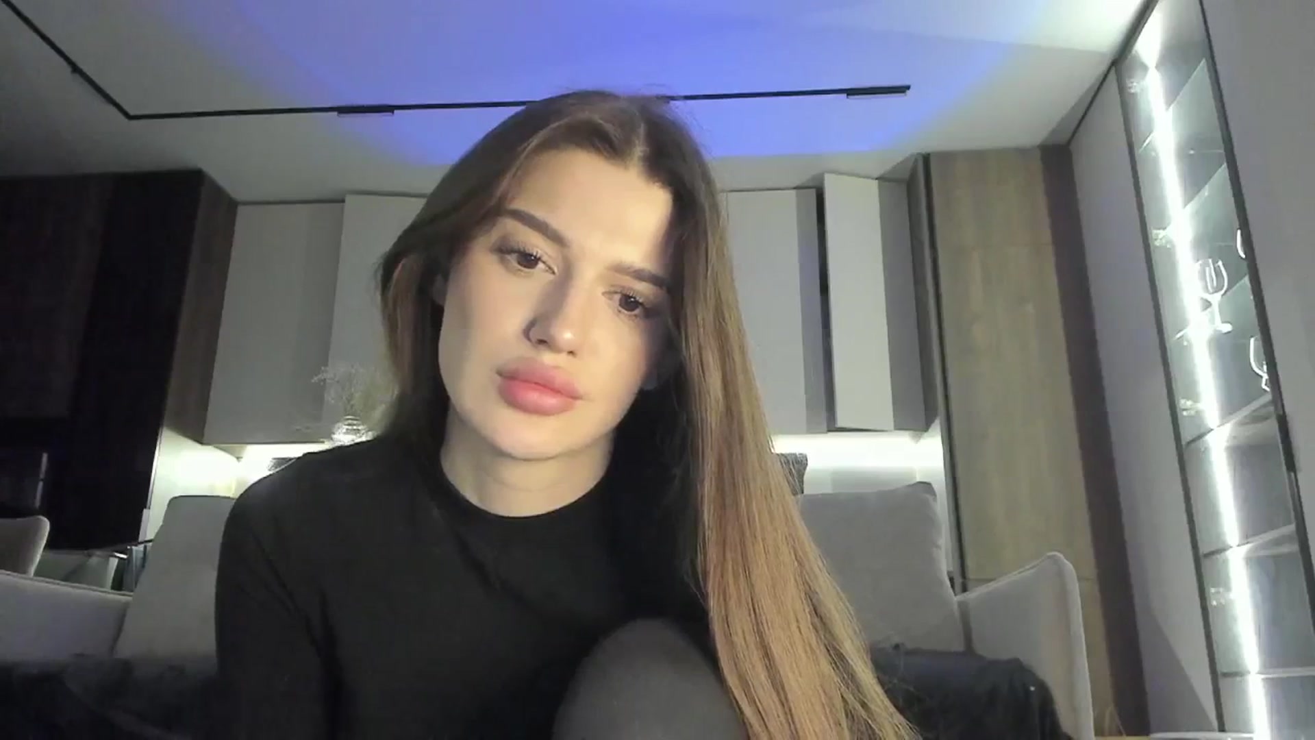 Gallery image thumbnail from Sonyx's myfreecams stream on, 05/05/2025, 19:01 image 5 of 20