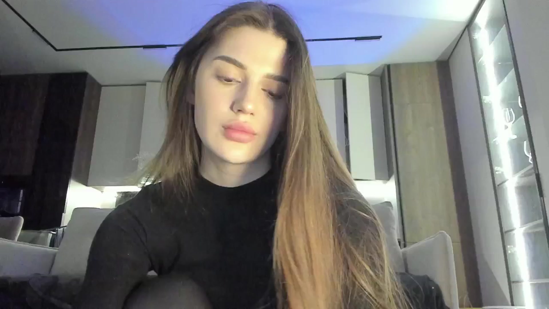 Gallery image thumbnail from Sonyx's myfreecams stream on, 05/05/2025, 19:01 image 15 of 20