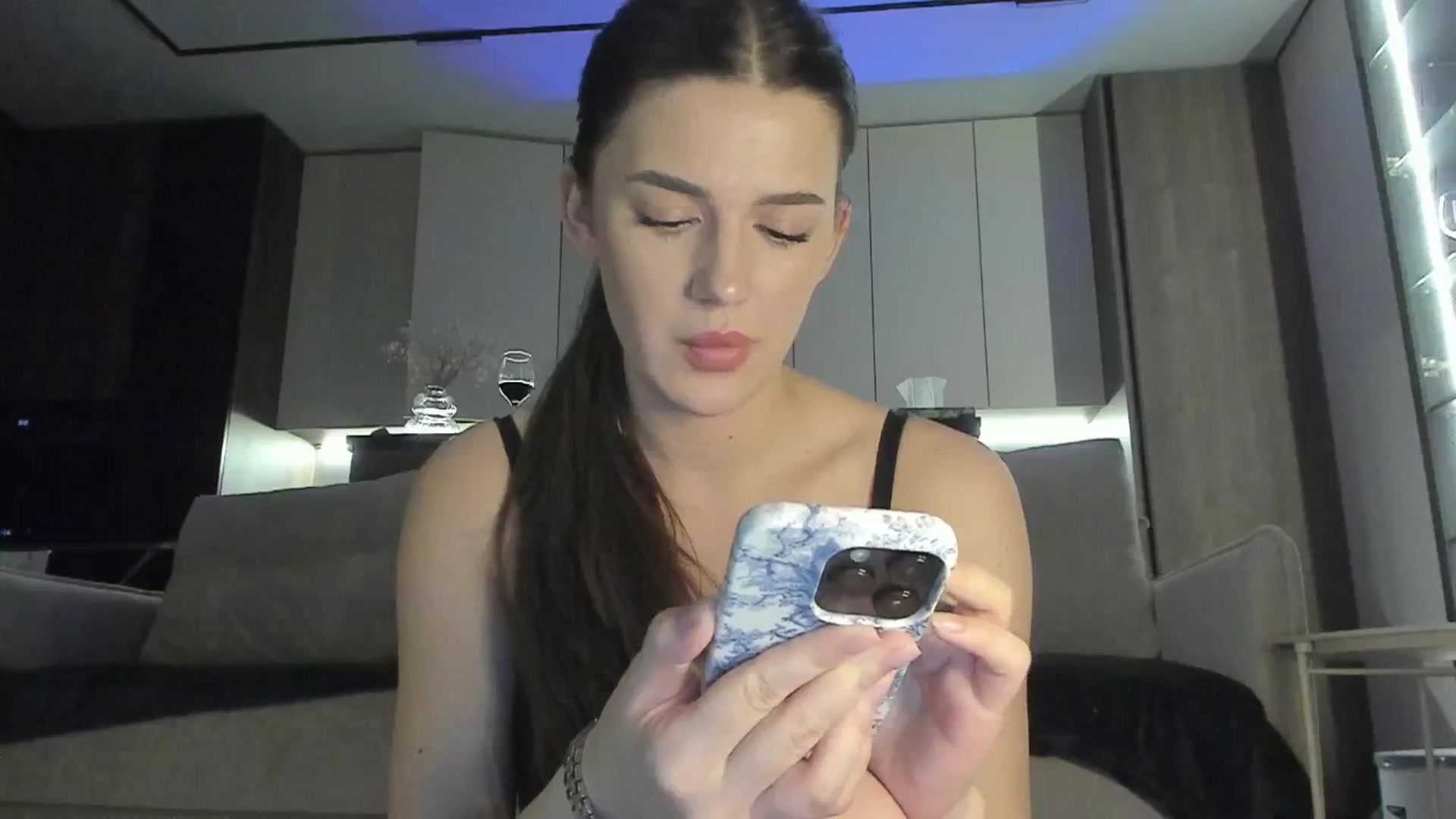 Gallery image thumbnail from Sonyx's myfreecams stream on, 05/14/2025, 19:23 image 11 of 20