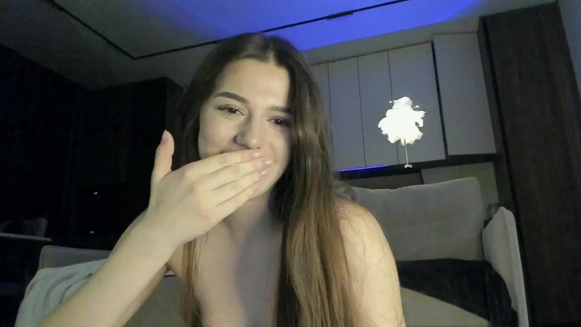 Gallery image thumbnail from Sonyx's myfreecams stream on, 05/17/2025, 19:01 image 4 of 20