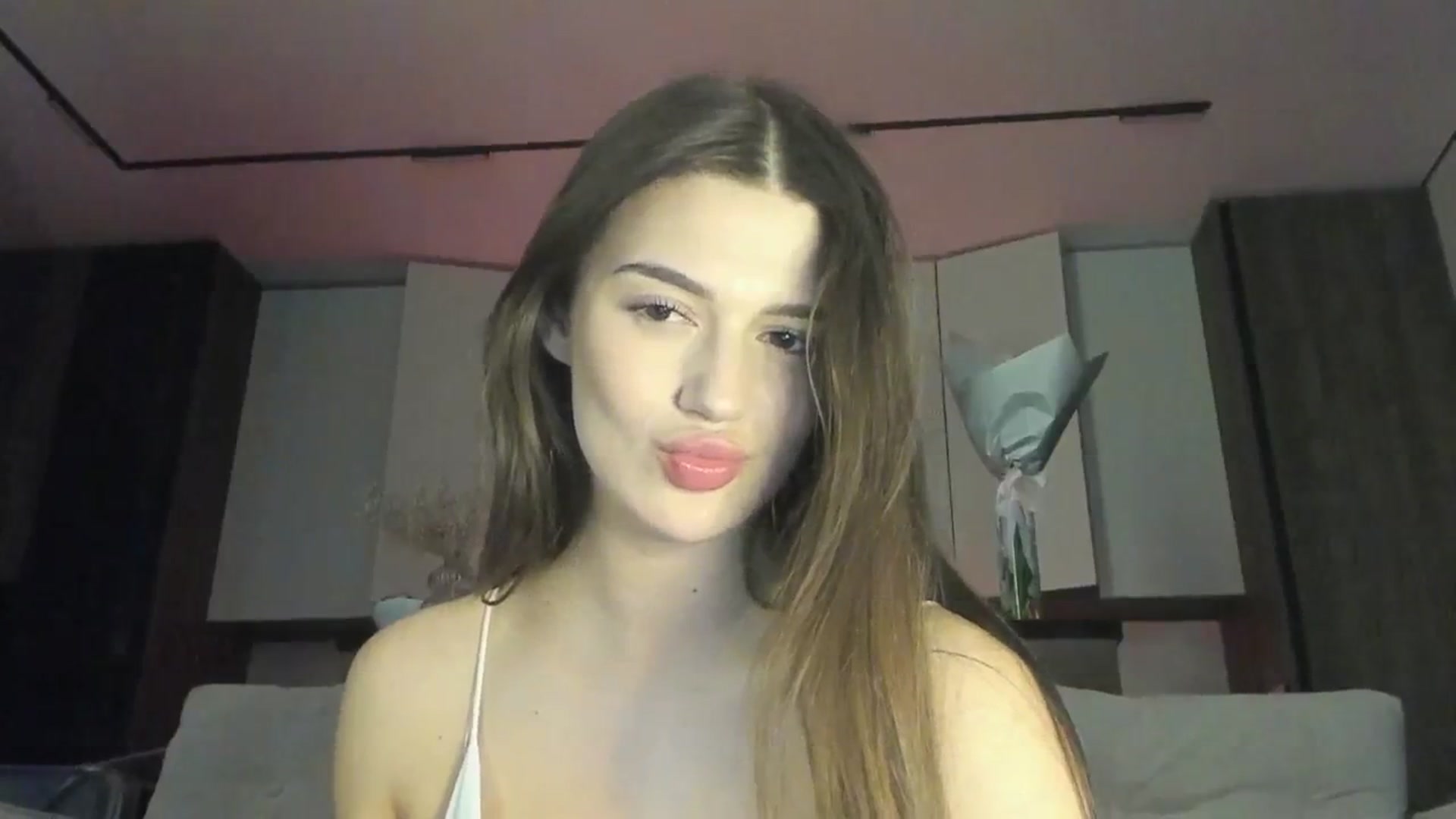 Gallery image thumbnail from Sonyx's myfreecams stream on, 06/21/2025, 17:36 image 20 of 20