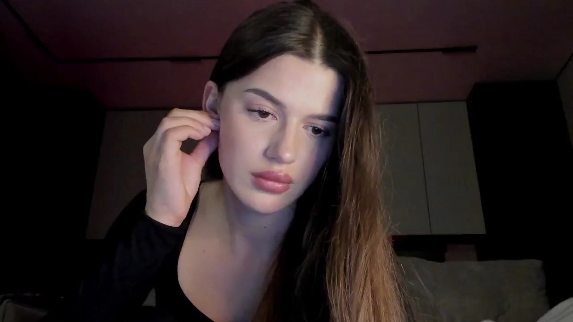 Gallery image thumbnail from Sonyx's myfreecams stream on, 07/18/2025, 18:21 image 4 of 20