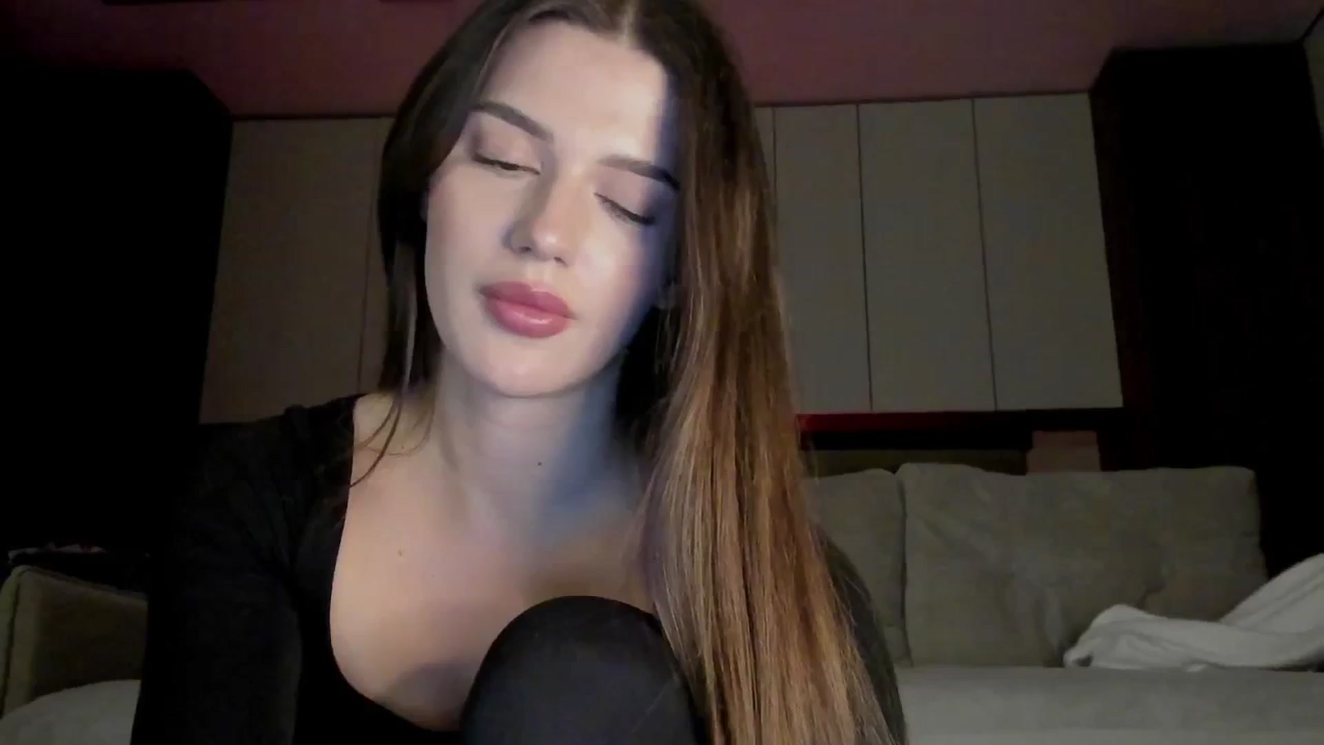 Gallery image thumbnail from Sonyx's myfreecams stream on, 07/18/2025, 18:21 image 6 of 20