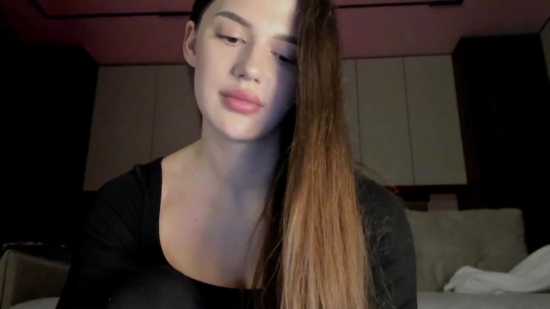 Gallery image thumbnail from Sonyx's myfreecams stream on, 07/18/2025, 18:21 image 13 of 20