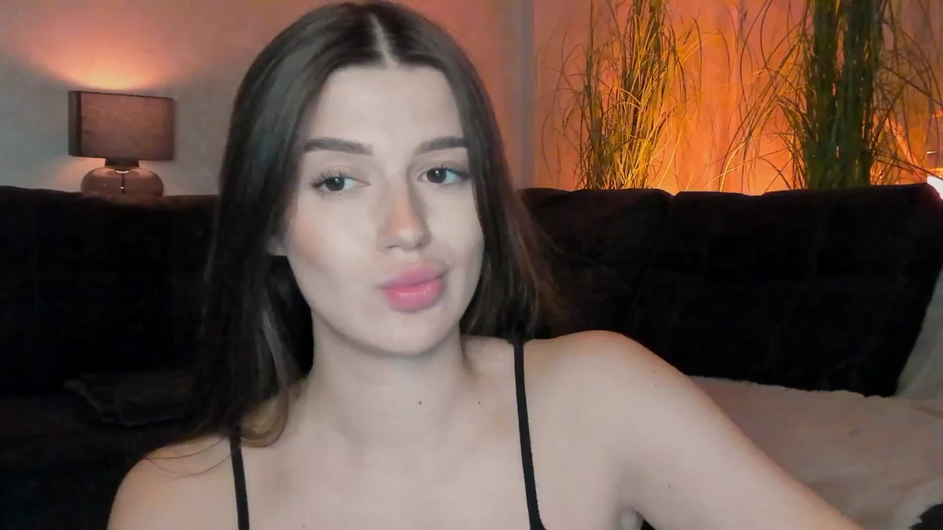 Gallery image thumbnail from Sonyx's myfreecams stream on, 09/19/2025, 19:20 image 1 of 20
