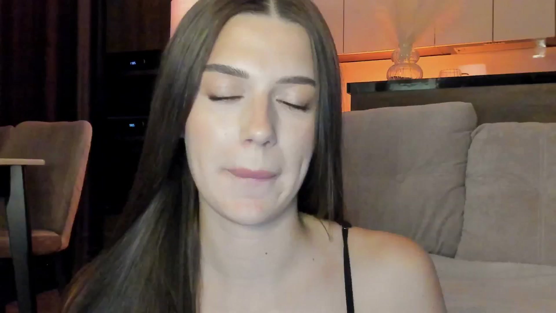 Gallery image thumbnail from Sonyx's myfreecams stream on, 10/22/2025, 17:11 image 3 of 20