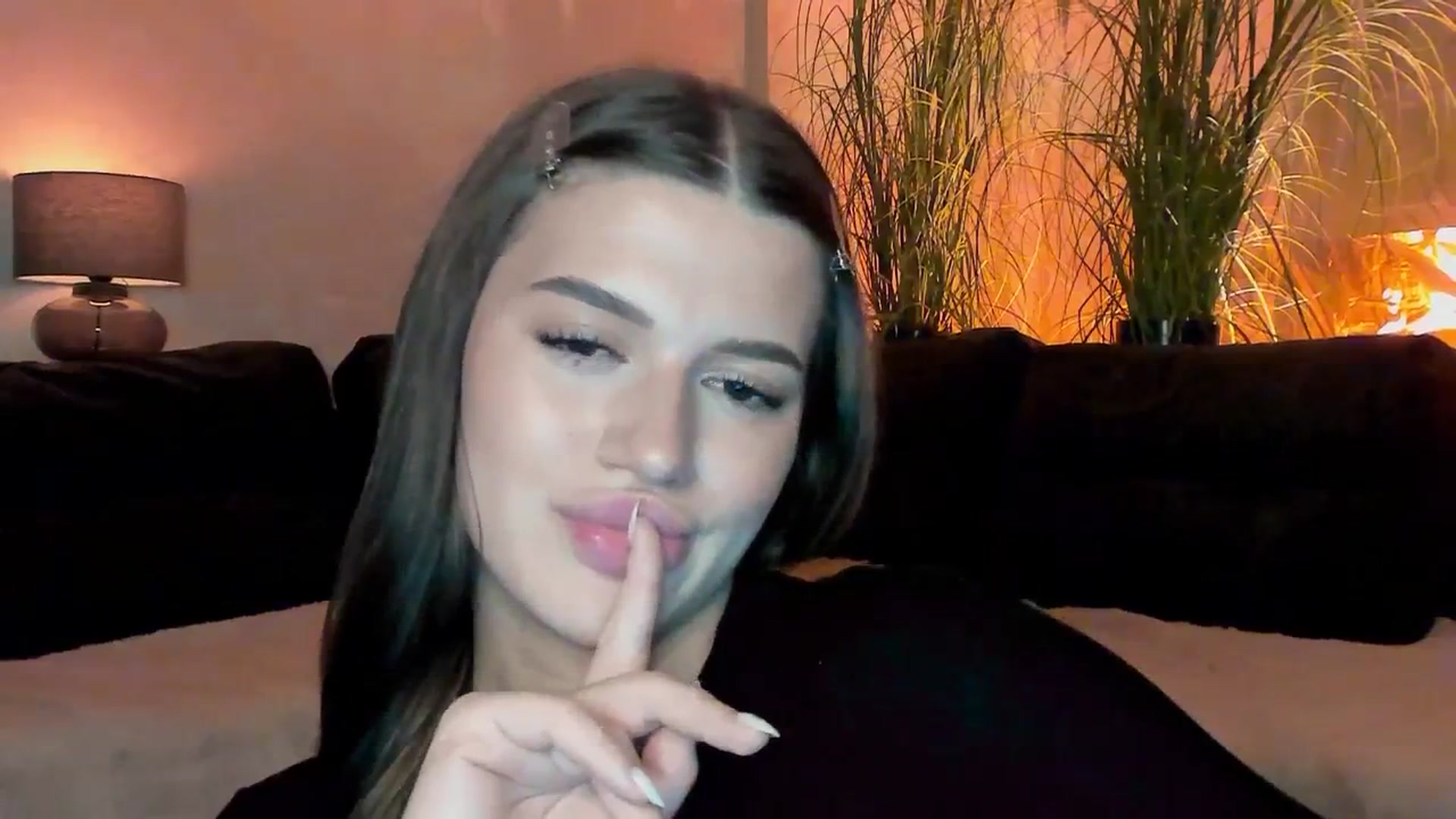 Gallery image thumbnail from Sonyx's myfreecams stream on, 11/12/2025, 20:26 image 10 of 20