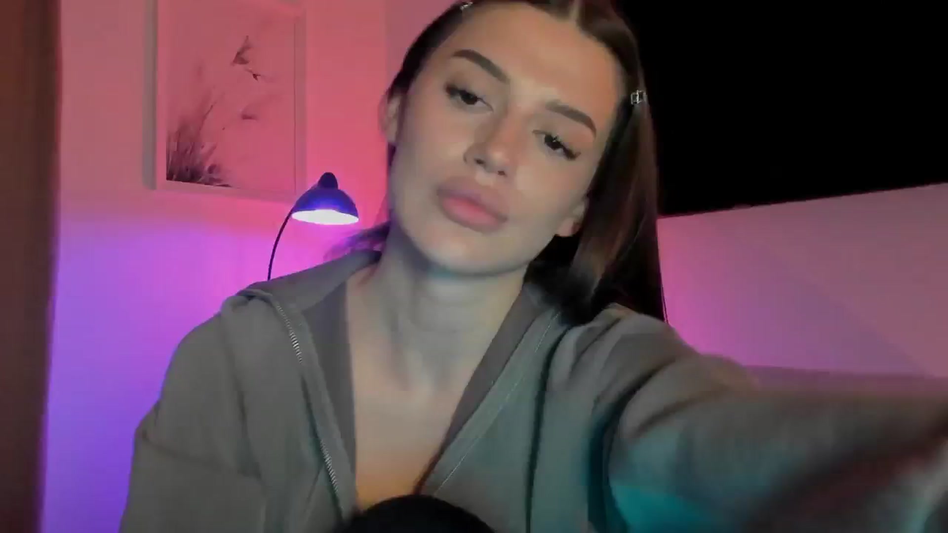 Gallery image thumbnail from Sonyx's myfreecams stream on, 12/03/2025, 20:47 image 17 of 20