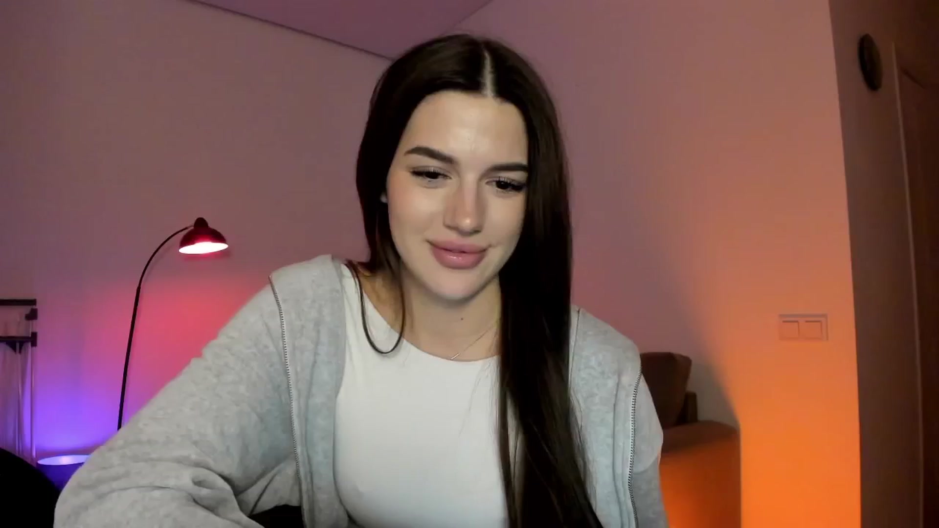 Gallery image thumbnail from Sonyx's myfreecams stream on, 04/09/2026, 20:48 image 18 of 20