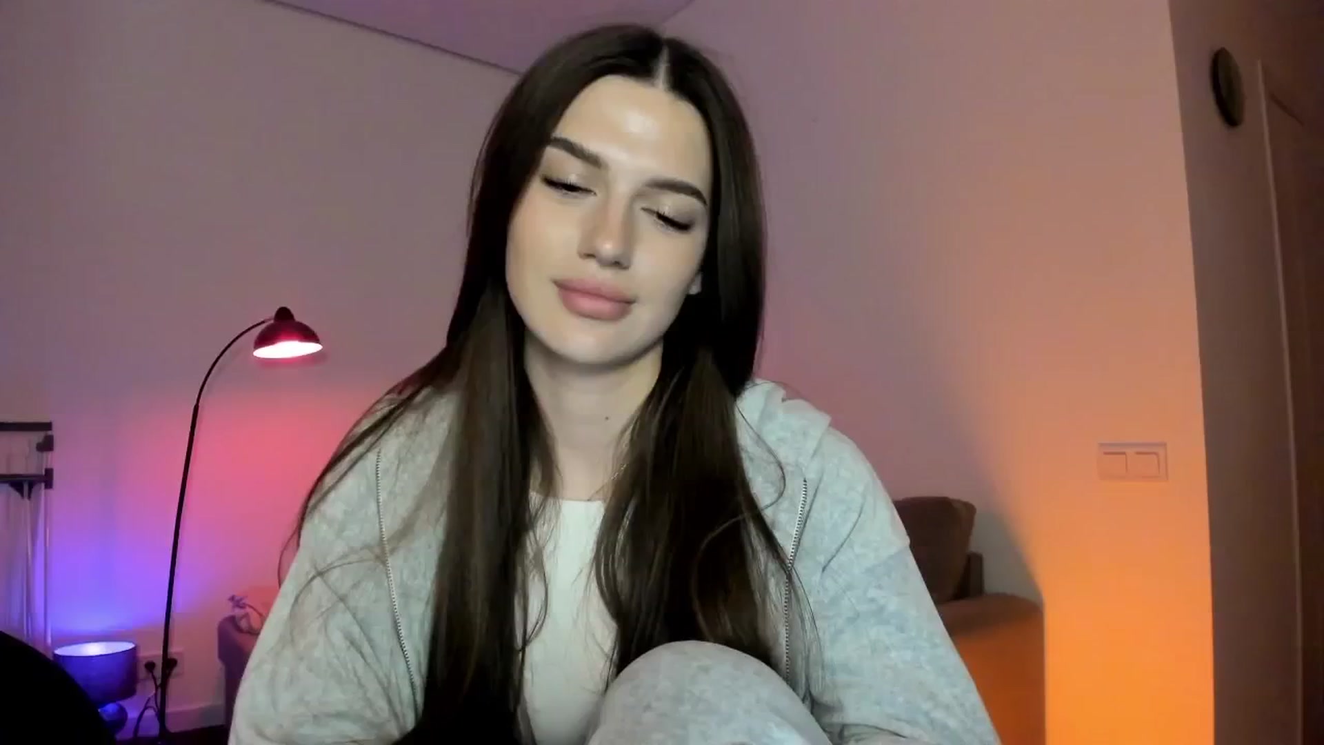 Gallery image thumbnail from Sonyx's myfreecams stream on, 04/09/2026, 20:48 image 6 of 20
