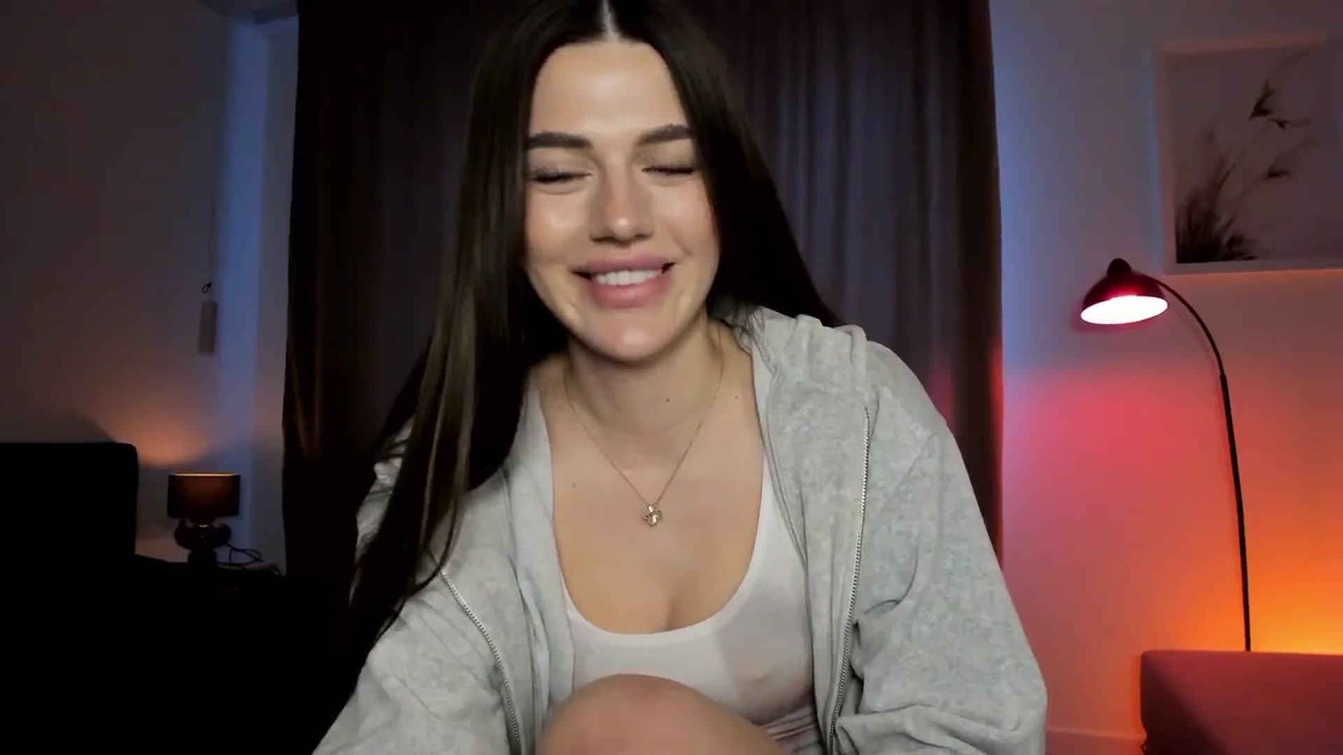 Gallery image thumbnail from Sonyx's myfreecams stream on, 04/13/2026, 16:55 image 17 of 20