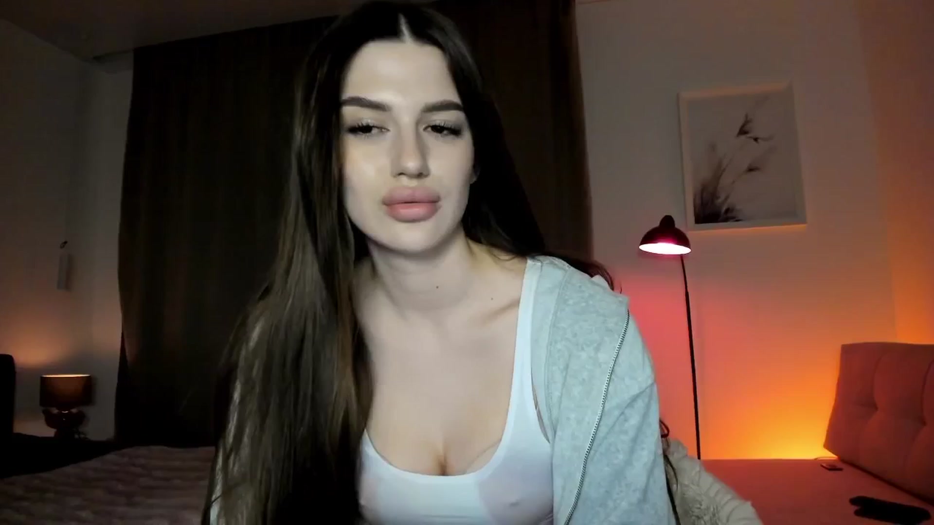 Gallery image thumbnail from Sonyx's myfreecams stream on, 04/15/2026, 17:57 image 16 of 20