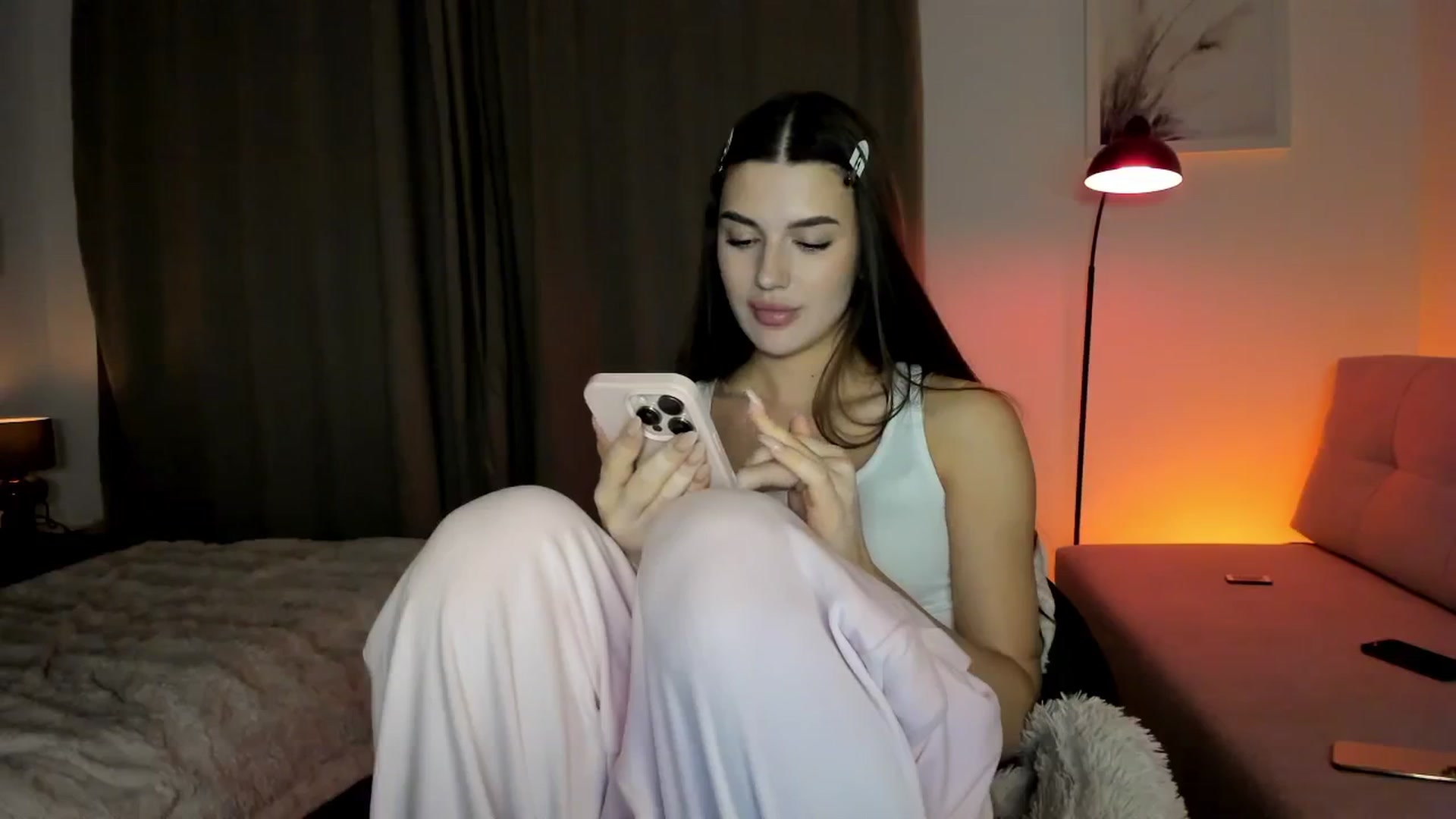 Gallery image thumbnail from Sonyx's myfreecams stream on, 04/19/2026, 18:28 image 14 of 20