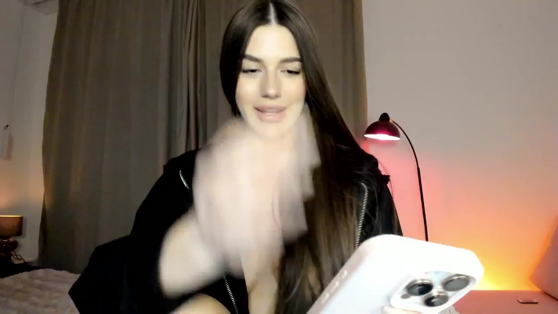 Gallery image thumbnail from Sonyx's myfreecams stream on, 04/21/2026, 20:55 image 16 of 20