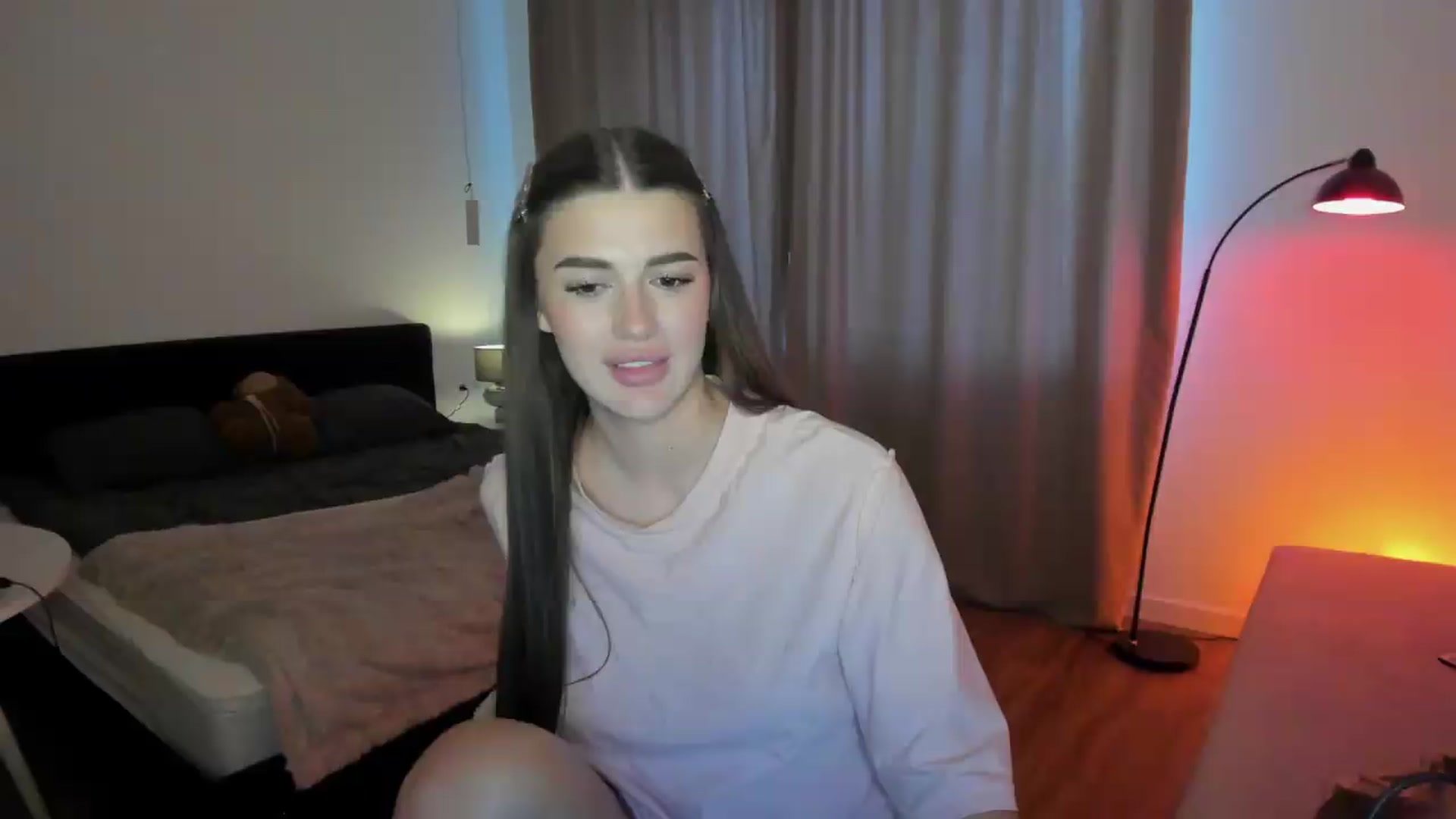 Gallery image thumbnail from Sonyx's myfreecams stream on, 06/16/2026, 18:03 image 16 of 20