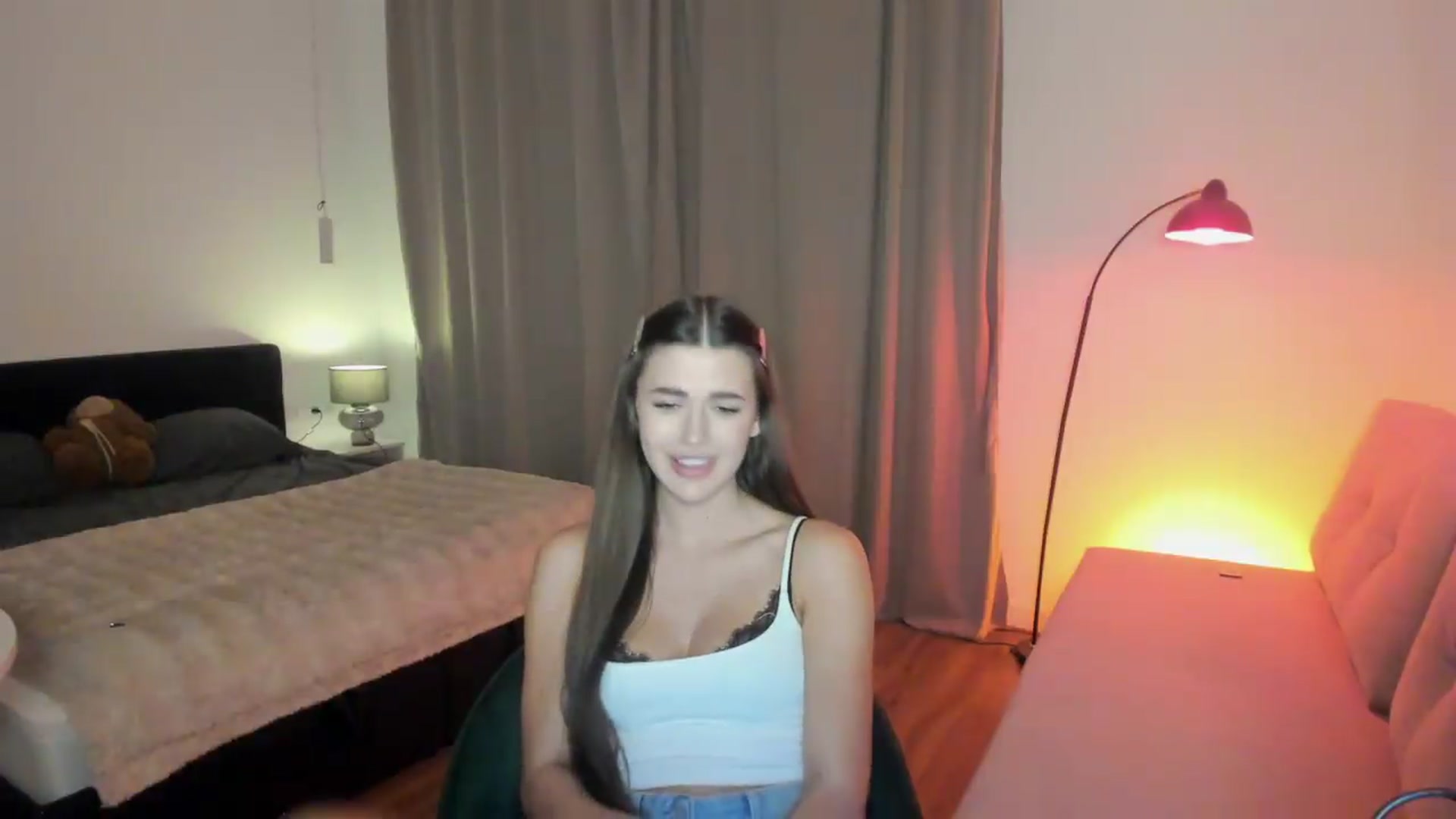 Gallery image thumbnail from Sonyx's myfreecams stream on, 06/23/2026, 19:32 image 19 of 20