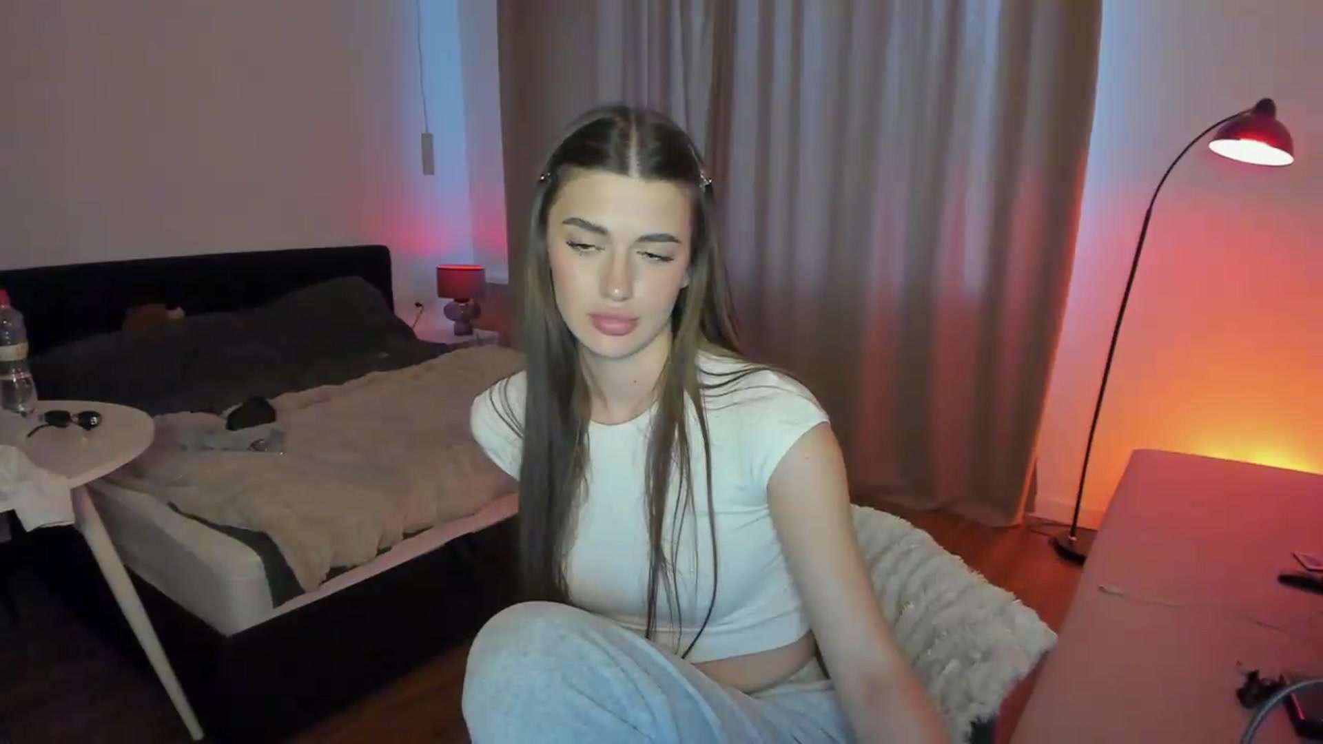 Gallery image thumbnail from Sonyx's myfreecams stream on, 07/06/2026, 17:58 image 17 of 20