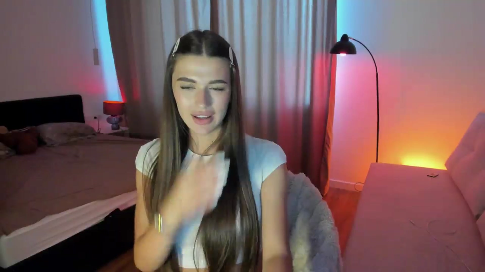 Gallery image thumbnail from Sonyx's myfreecams stream on, 07/30/2026, 16:24 image 16 of 20
