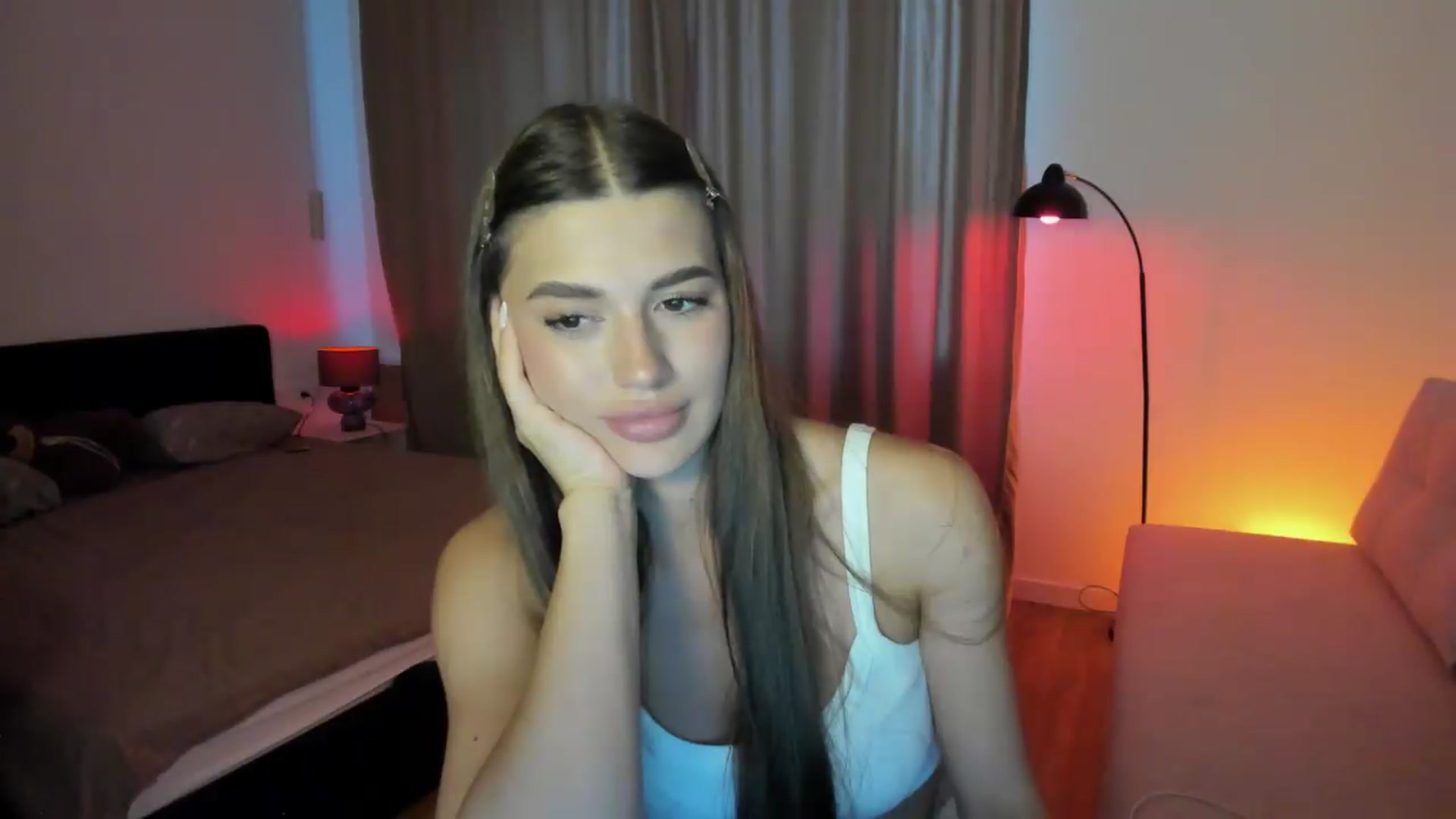 Gallery image thumbnail from Sonyx's myfreecams stream on, 08/12/2026, 17:45 image 16 of 20