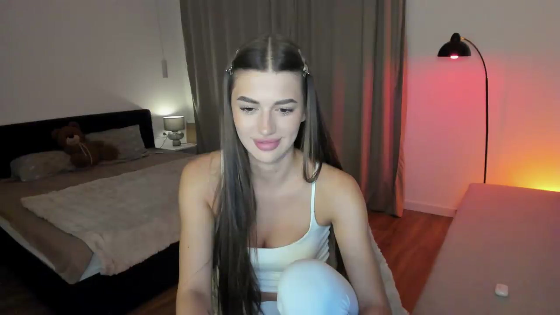 Gallery image thumbnail from Sonyx's myfreecams stream on, 08/17/2026, 17:54 image 16 of 20