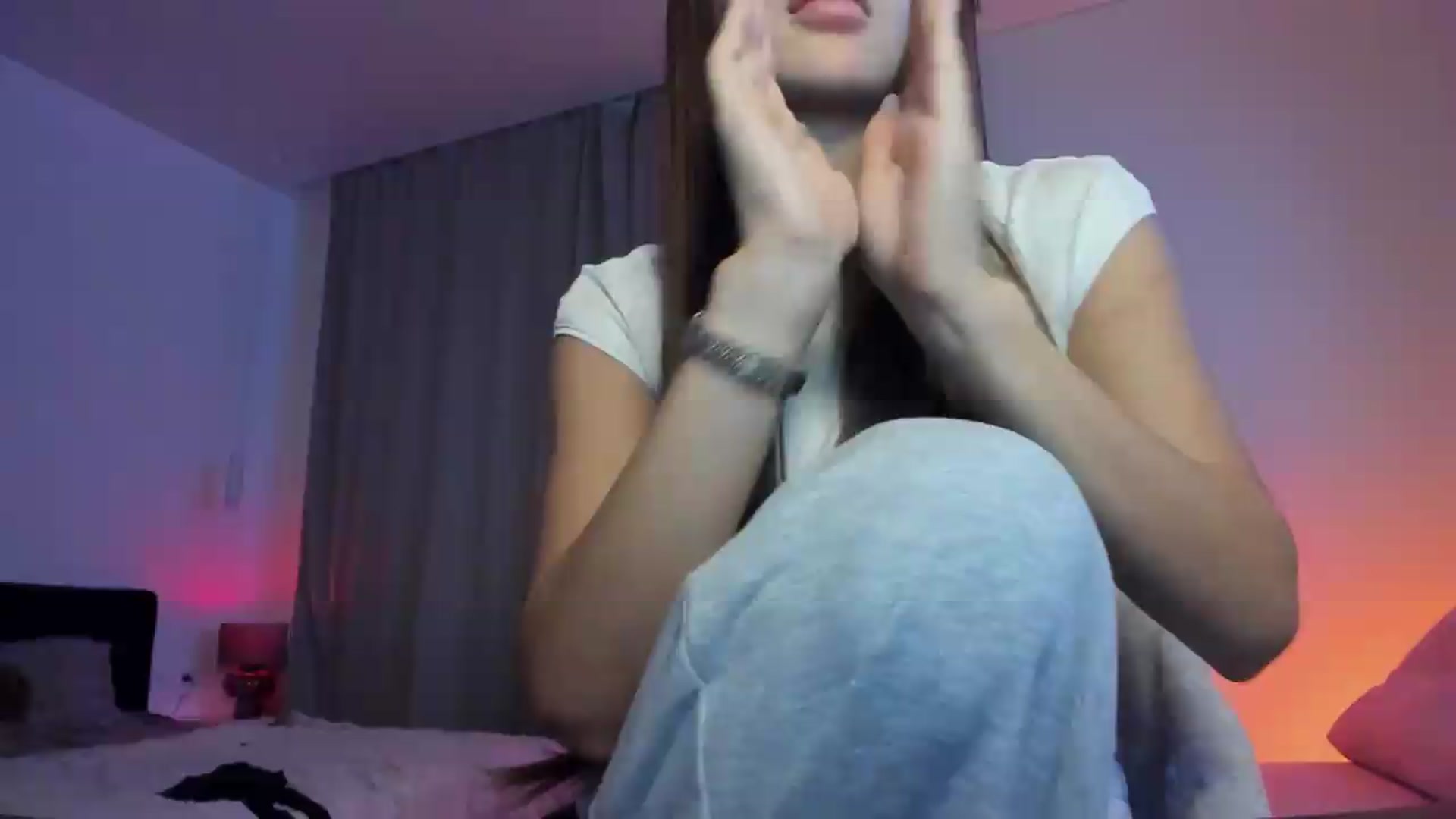 Gallery image thumbnail from Sonyx's myfreecams stream on, 09/12/2026, 16:34 image 8 of 20