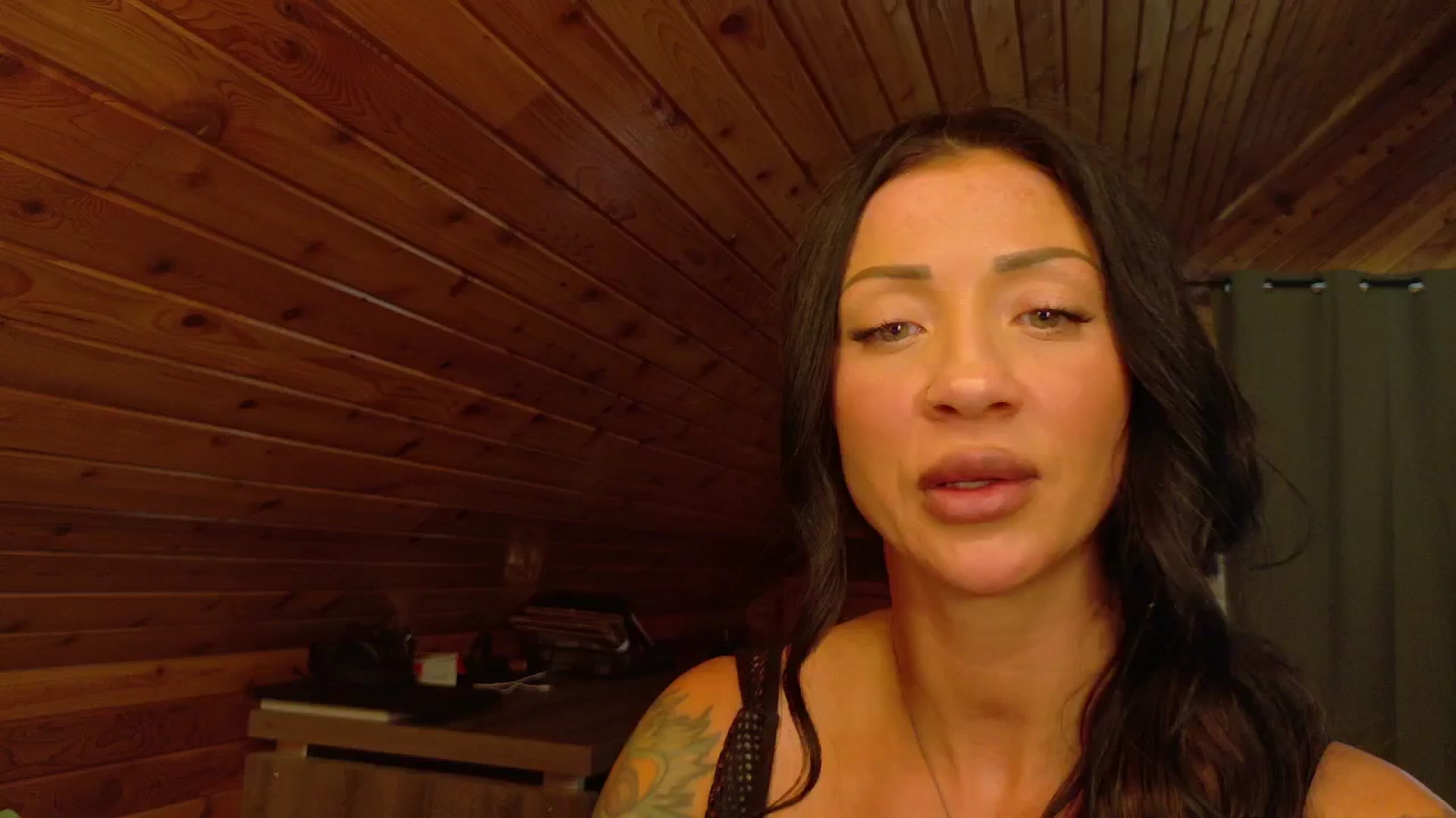 Gallery image thumbnail from SookieHunnie's myfreecams stream on, 04/30/2025, 22:52 image 15 of 20
