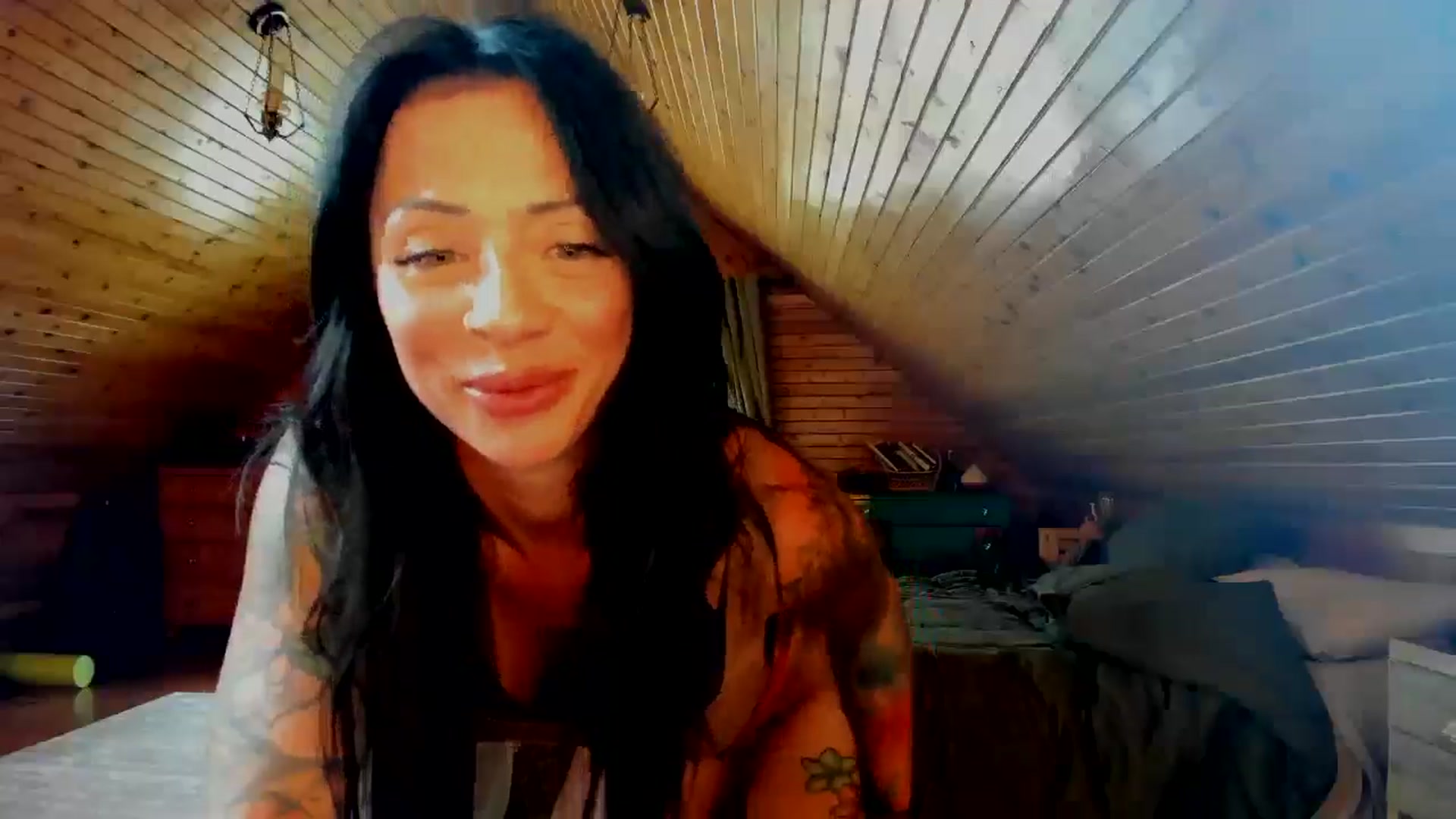 Gallery image thumbnail from SookieHunnie's myfreecams stream on, 06/23/2025, 22:19 image 13 of 20