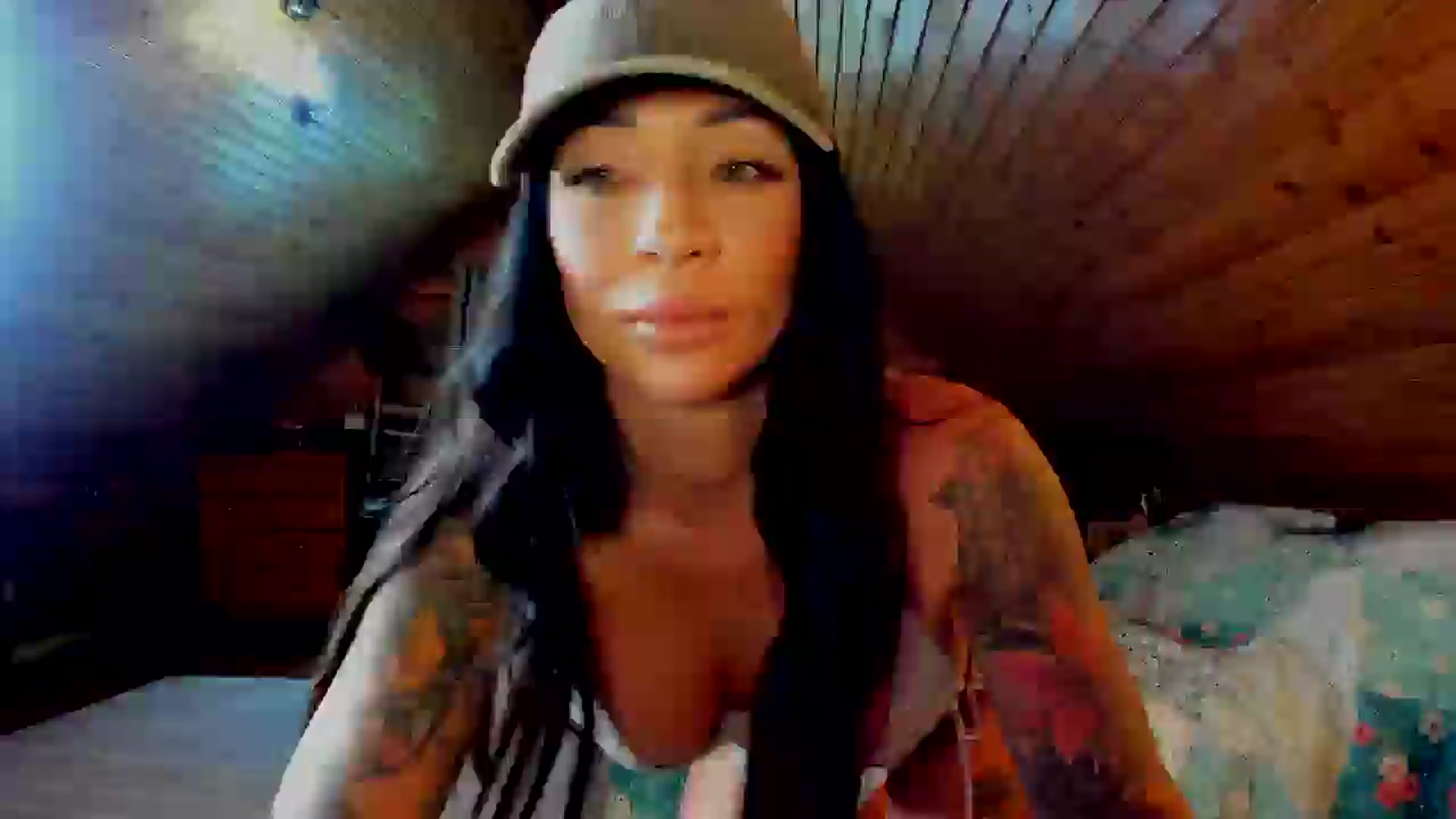 Gallery image thumbnail from SookieHunnie's myfreecams stream on, 07/21/2025, 23:04 image 16 of 20