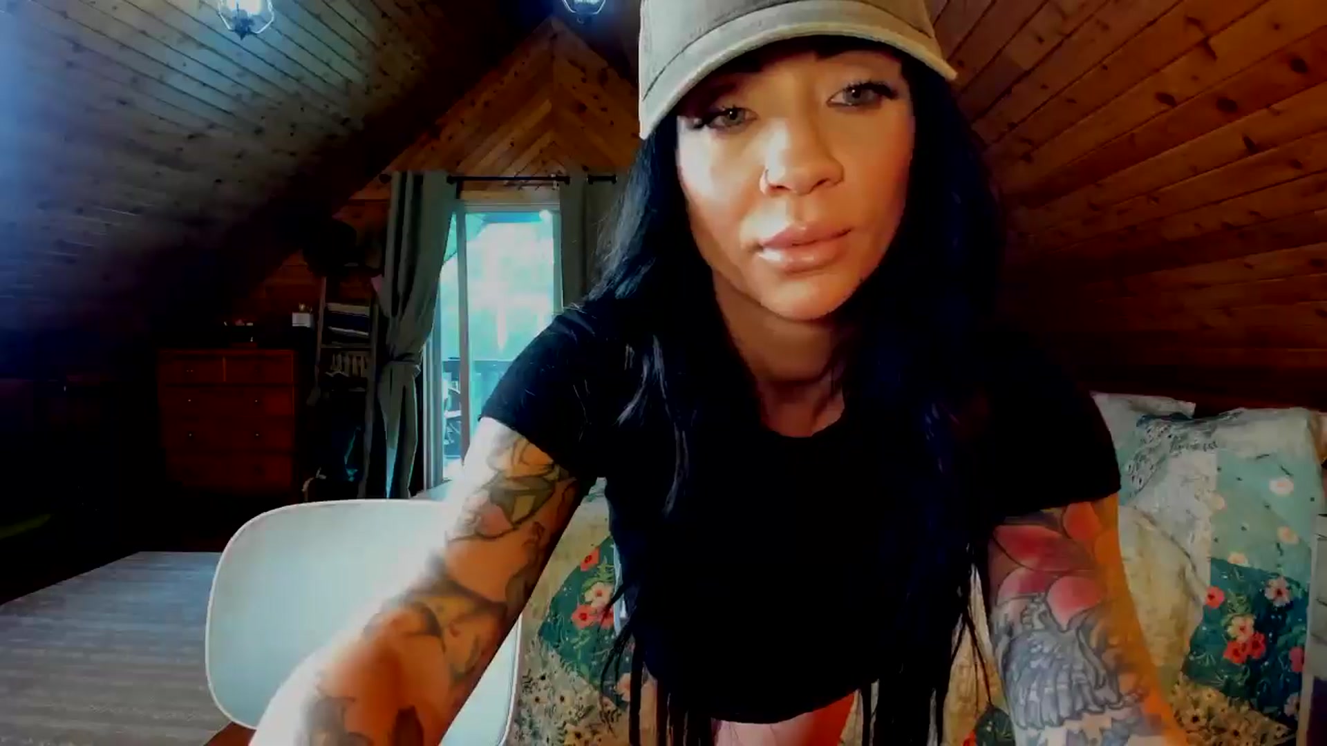 Gallery image thumbnail from SookieHunnie's myfreecams stream on, 07/21/2025, 23:04 image 7 of 20