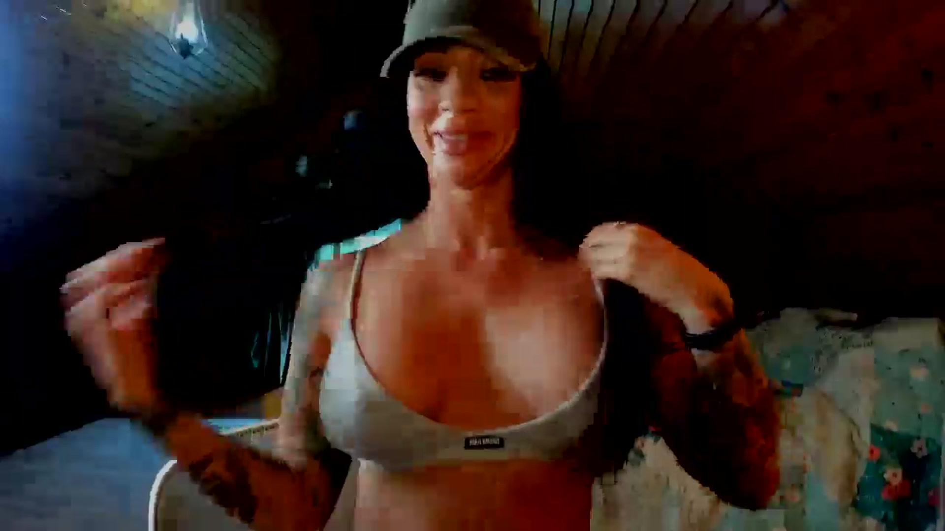 Gallery image thumbnail from SookieHunnie's myfreecams stream on, 07/21/2025, 23:04 image 20 of 20