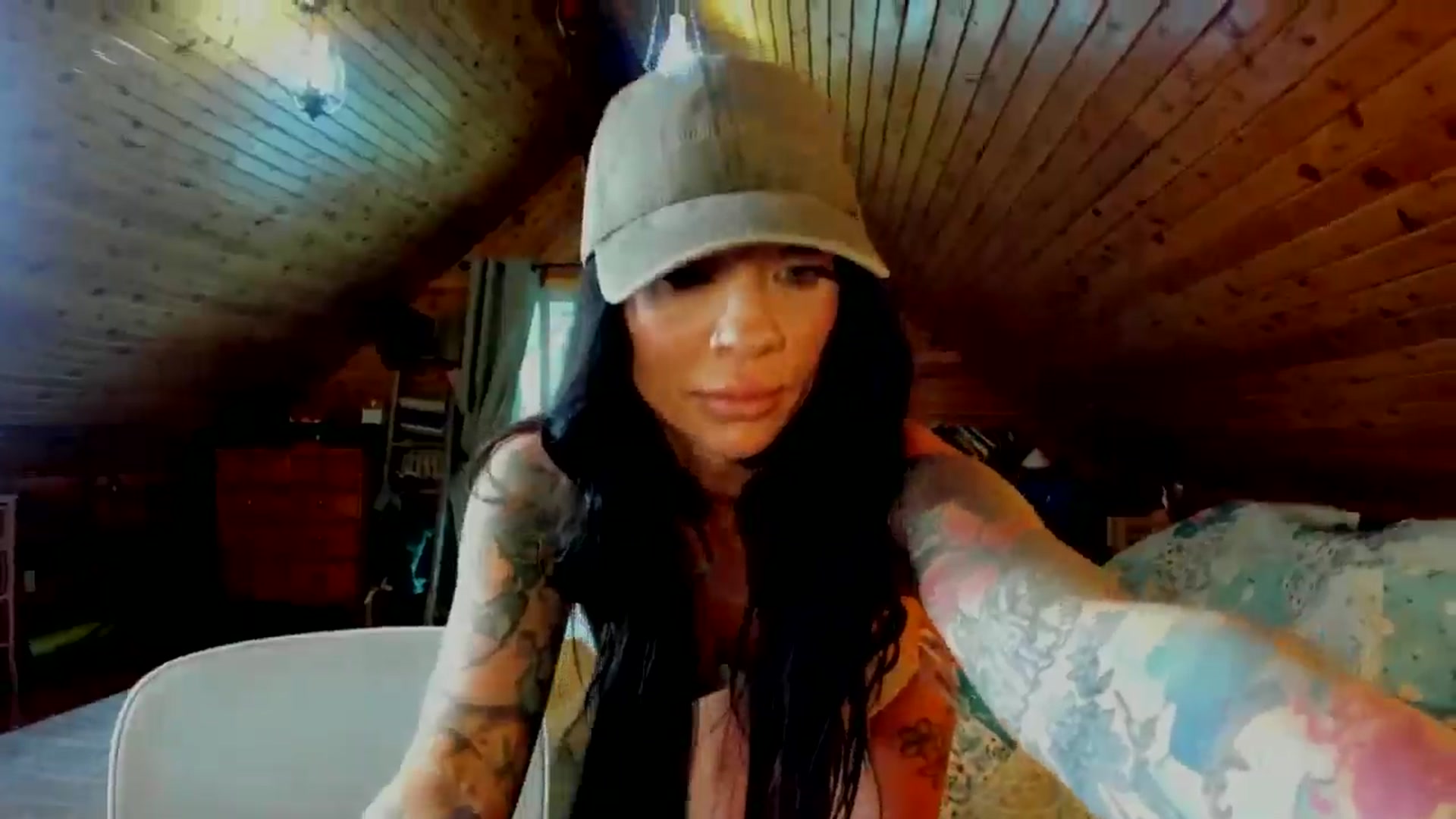 Gallery image thumbnail from SookieHunnie's myfreecams stream on, 07/21/2025, 23:45 image 5 of 20