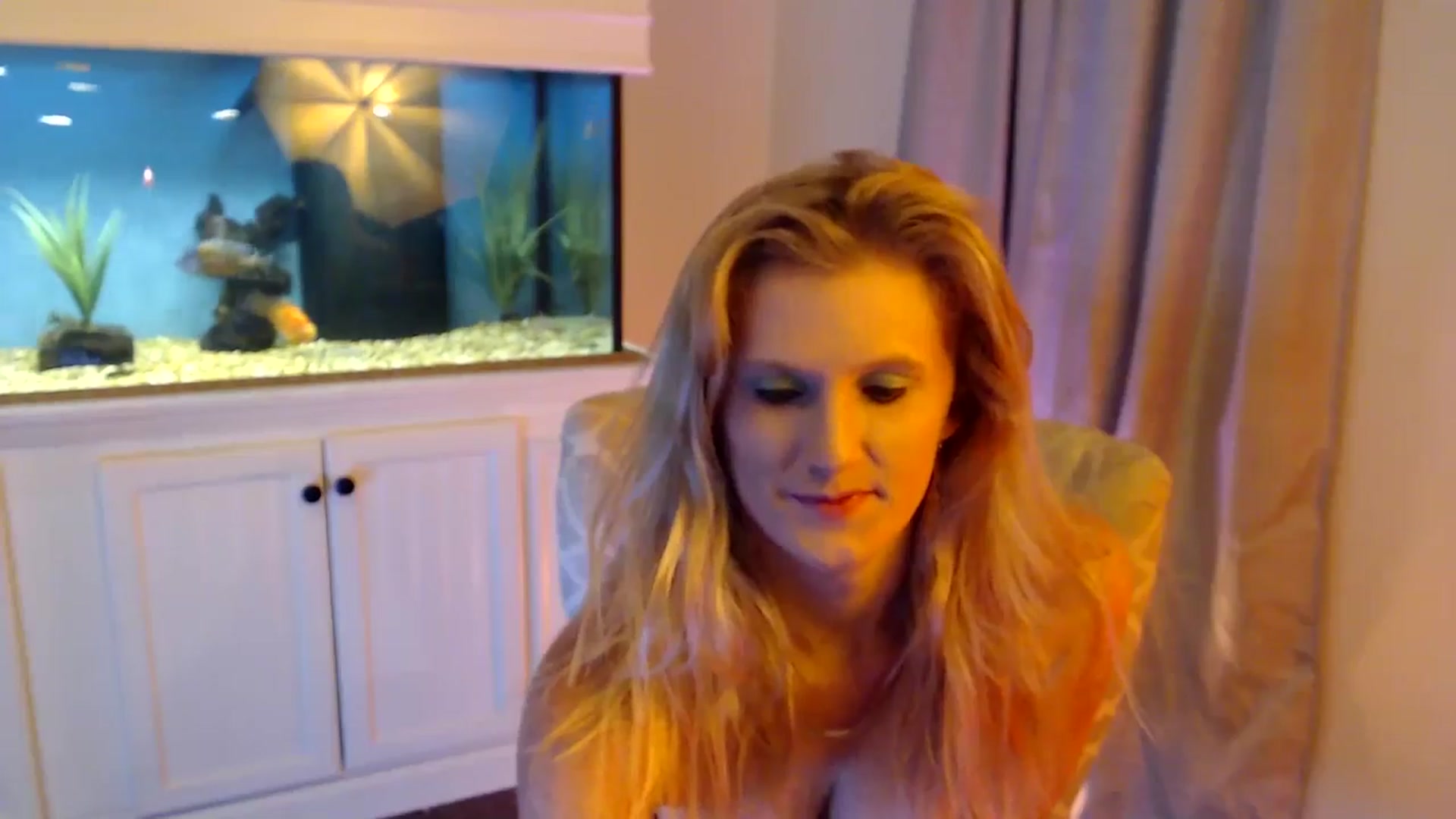 Gallery image thumbnail from Sookie__'s myfreecams stream on, 12/01/2024, 16:48 image 13 of 20