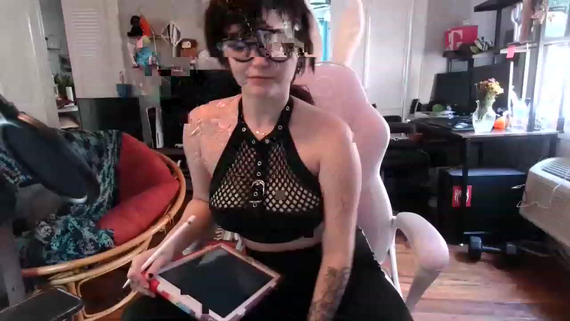 Gallery image thumbnail from SoooBunny's myfreecams stream on, 11/28/2022, 21:15 image 5 of 20