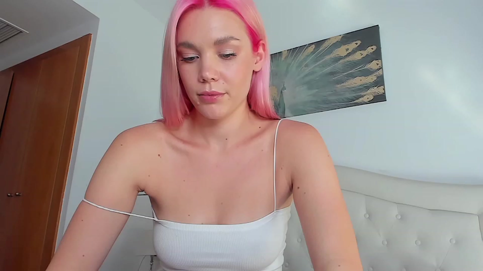 Gallery image thumbnail from SophSeptember's myfreecams stream on, 06/24/2023, 16:05 image 2 of 20