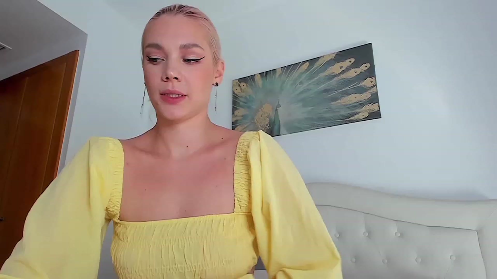 Gallery image thumbnail from SophSeptember's myfreecams stream on, 07/18/2023, 15:46 image 12 of 20