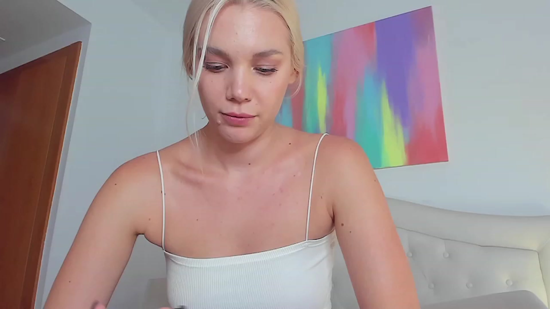Gallery image thumbnail from SophSeptember's myfreecams stream on, 08/25/2023, 16:56 image 12 of 20