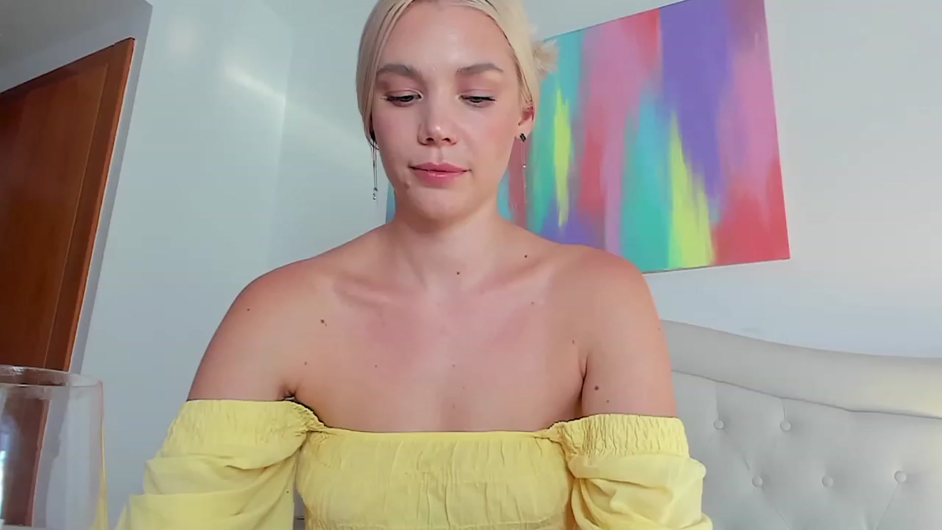 Gallery image thumbnail from SophSeptember's myfreecams stream on, 09/27/2023, 14:37 image 18 of 20