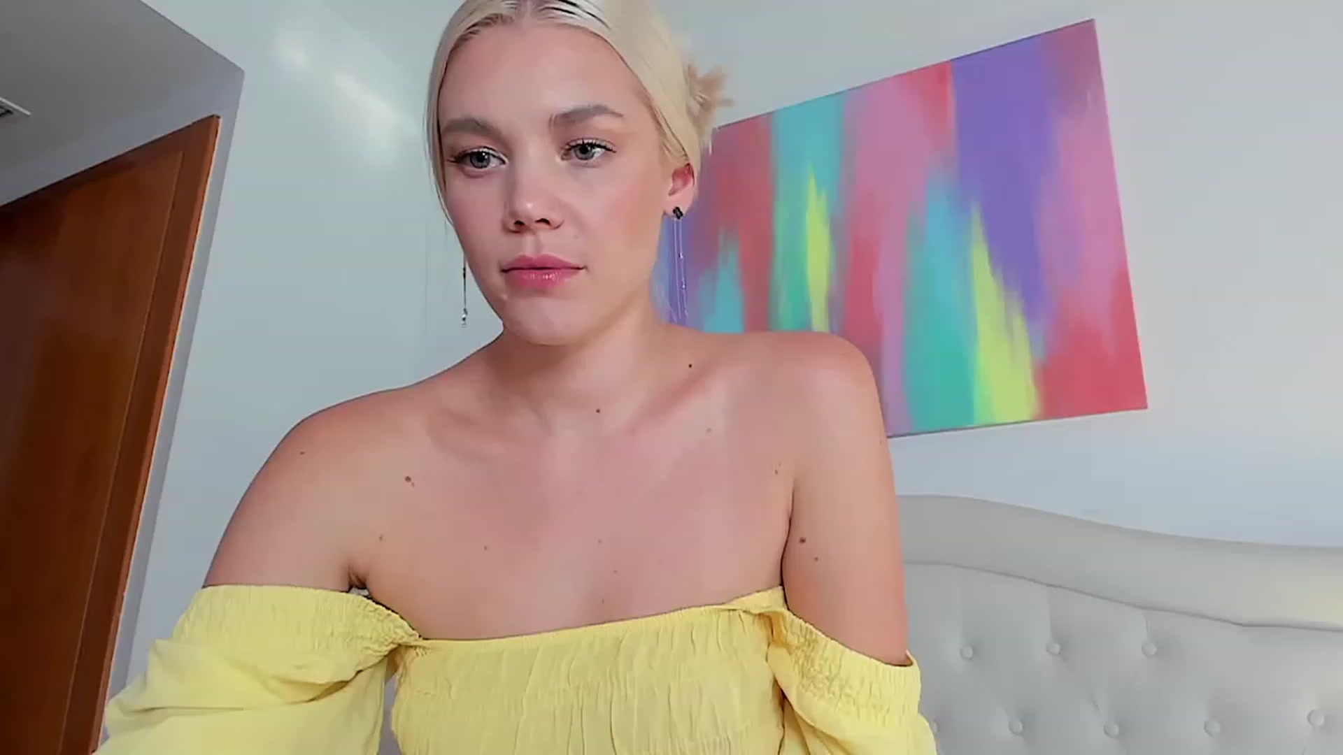 Gallery image thumbnail from SophSeptember's myfreecams stream on, 09/27/2023, 14:37 image 10 of 20