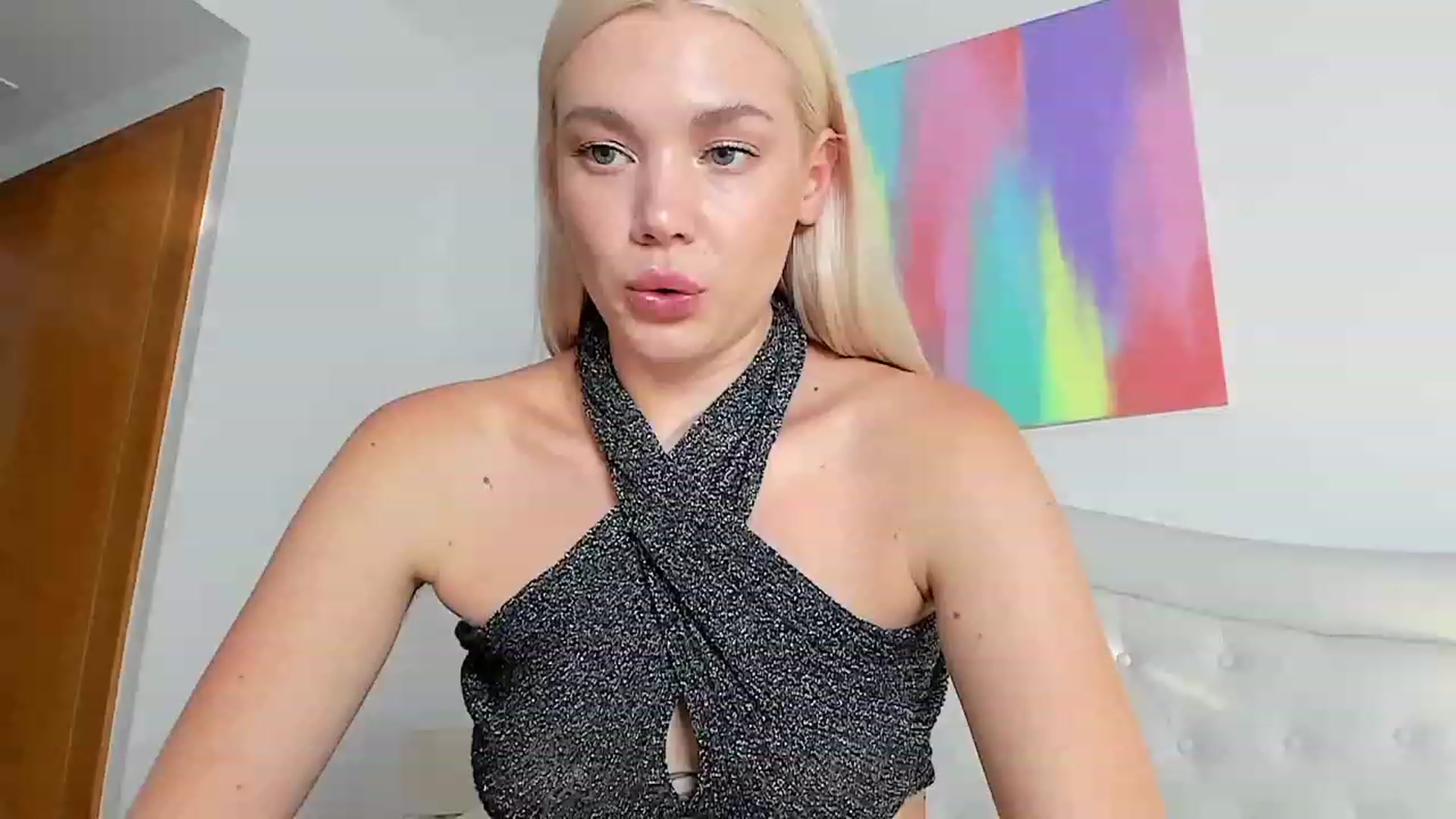 Gallery image thumbnail from SophSeptember's myfreecams stream on, 09/28/2023, 15:20 image 9 of 20