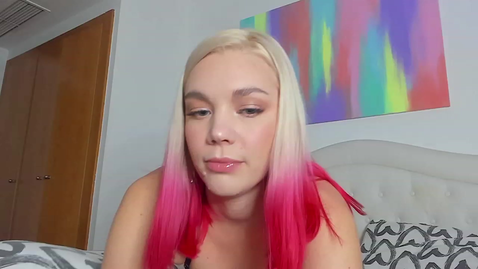 Gallery image thumbnail from SophSeptember's myfreecams stream on, 12/26/2023, 15:59 image 9 of 20